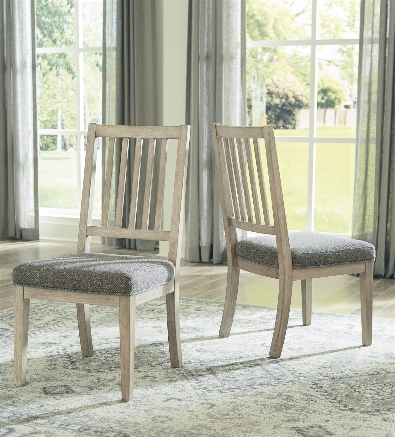 hennington-dining-chair-d51e-4.jpg