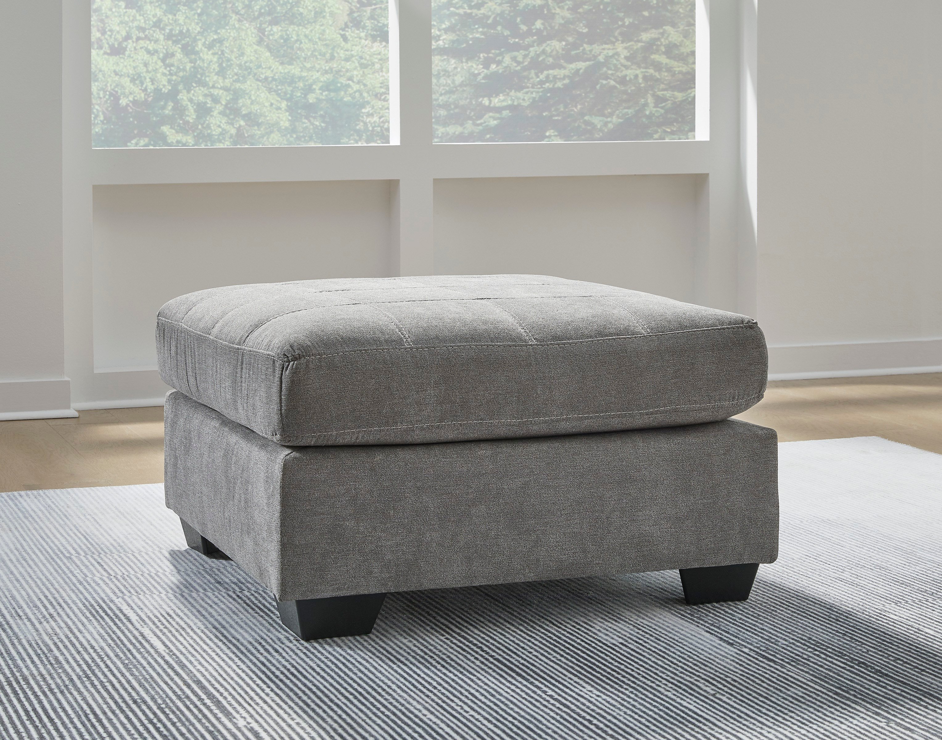 Marleton Oversized Puf