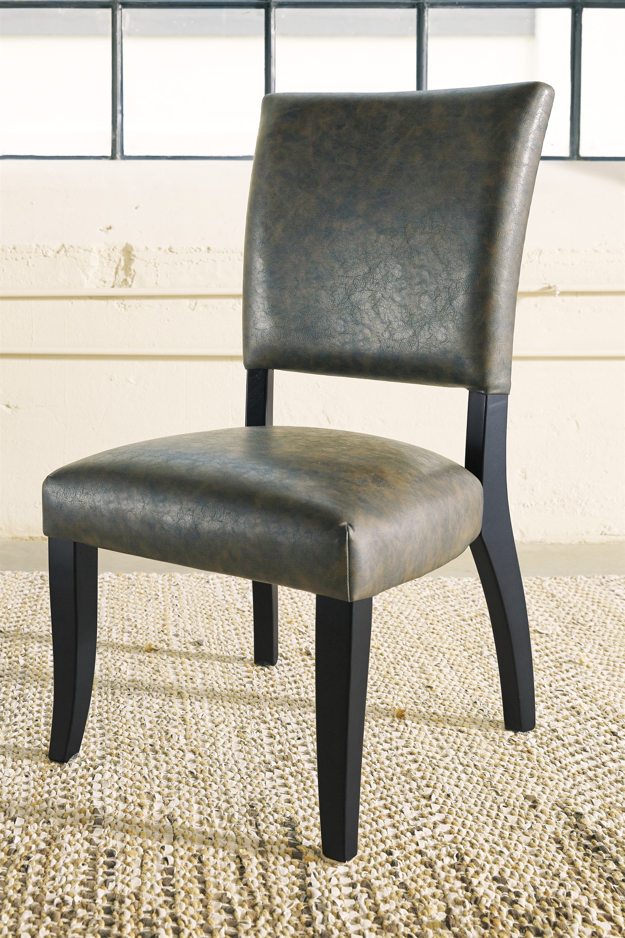 sommerford-dining-chair-a8b7-d.jpg