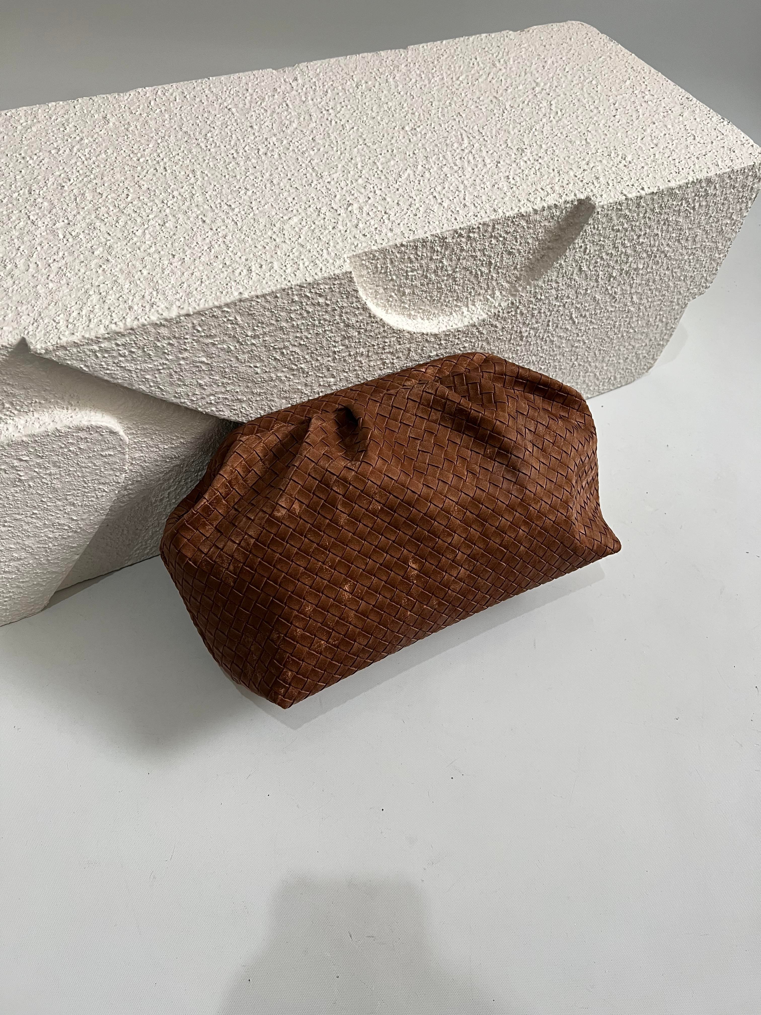 Block Model El Ve Kadın Omuz Çantası Taba