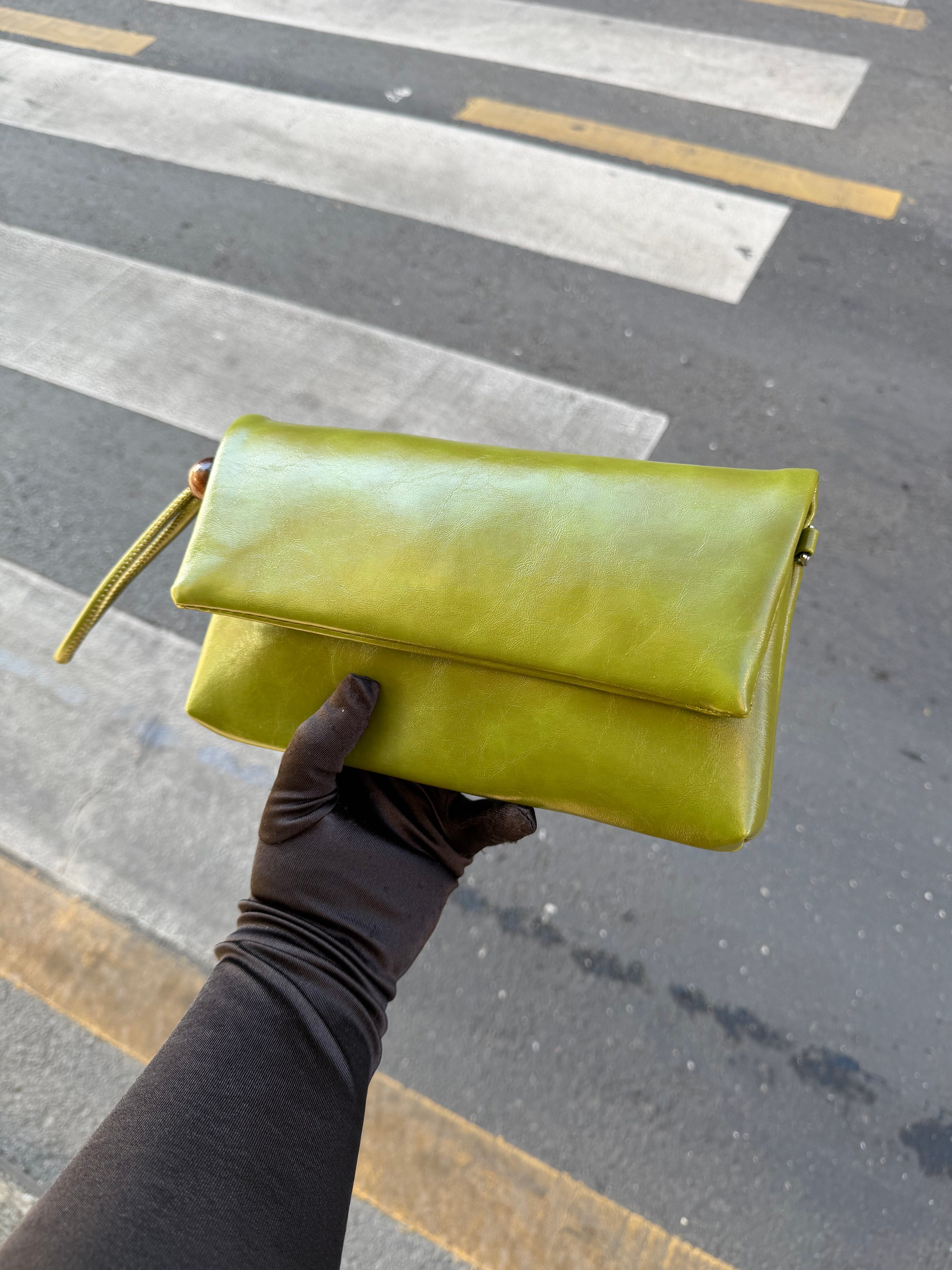 Sade Model Clutch Çanta , Portföy Çanta , El Çantası  Yeşil