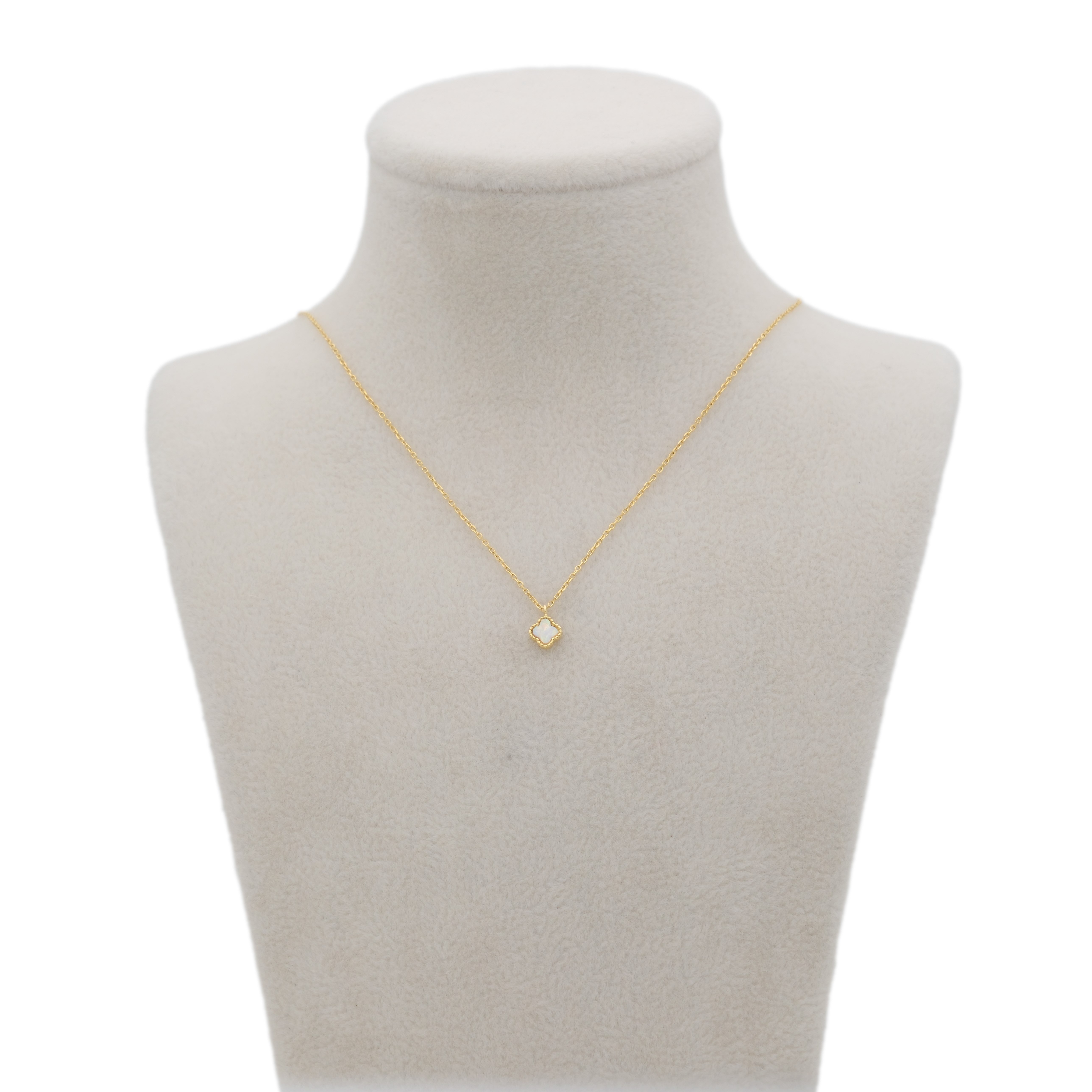Minimal Beyaz Opal Çiçekli Gümüş Kolye
