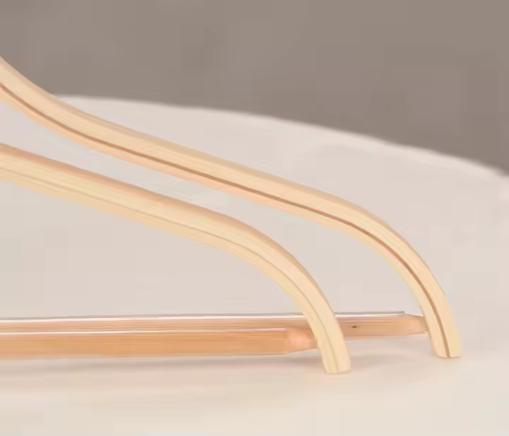 100 Adet Ahşap Otel Tipi Askı, Lamine Ahşap Otel Tipi Elbise Askısı 44 cm  Vernikli Metal Halka 