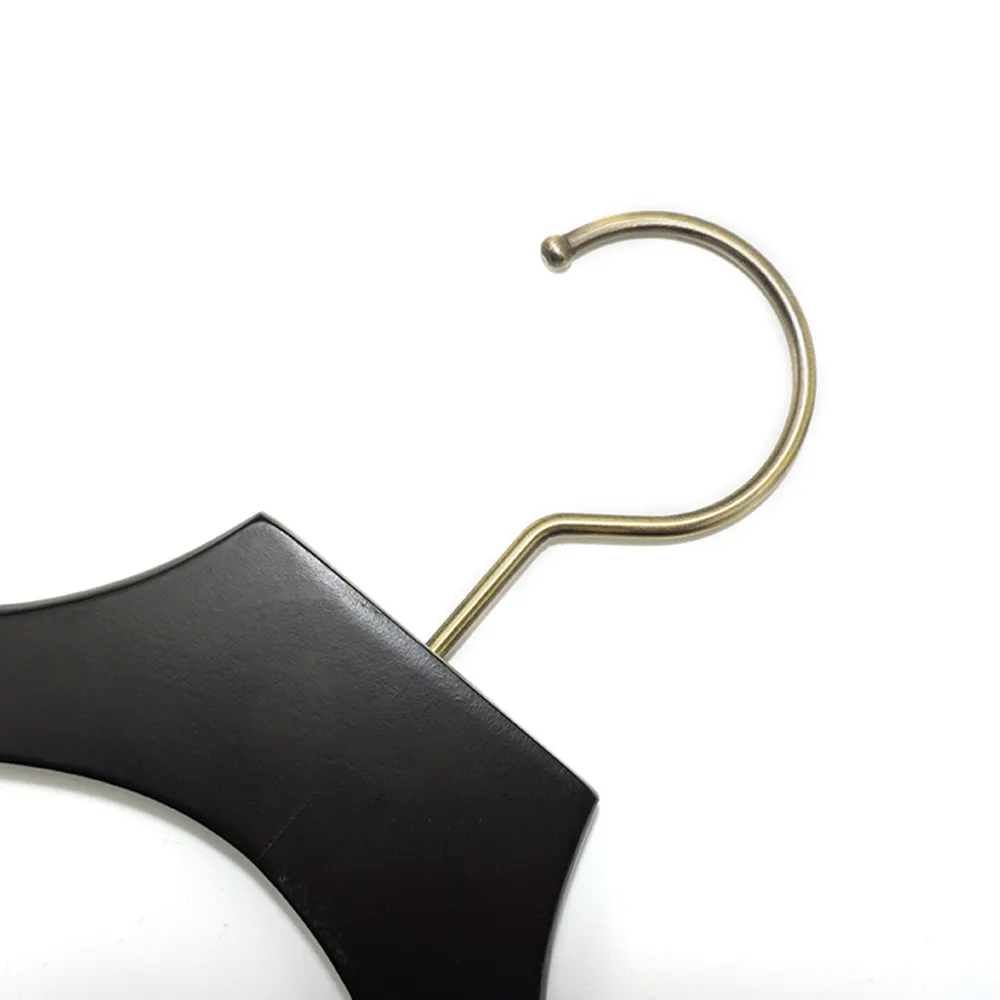 12 Adet Ahşap Elbise Askısı Siyah Boyalı Düz Başlıklı 44 Cm