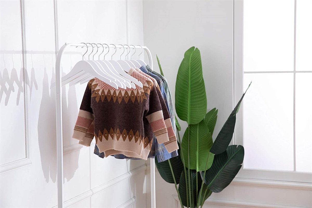 12 Adet Beyaz Ahşap Bebek Elbise Askısı Vernikli Ahşap Çocuk Askısı Beyaz Boyalı 32 cm