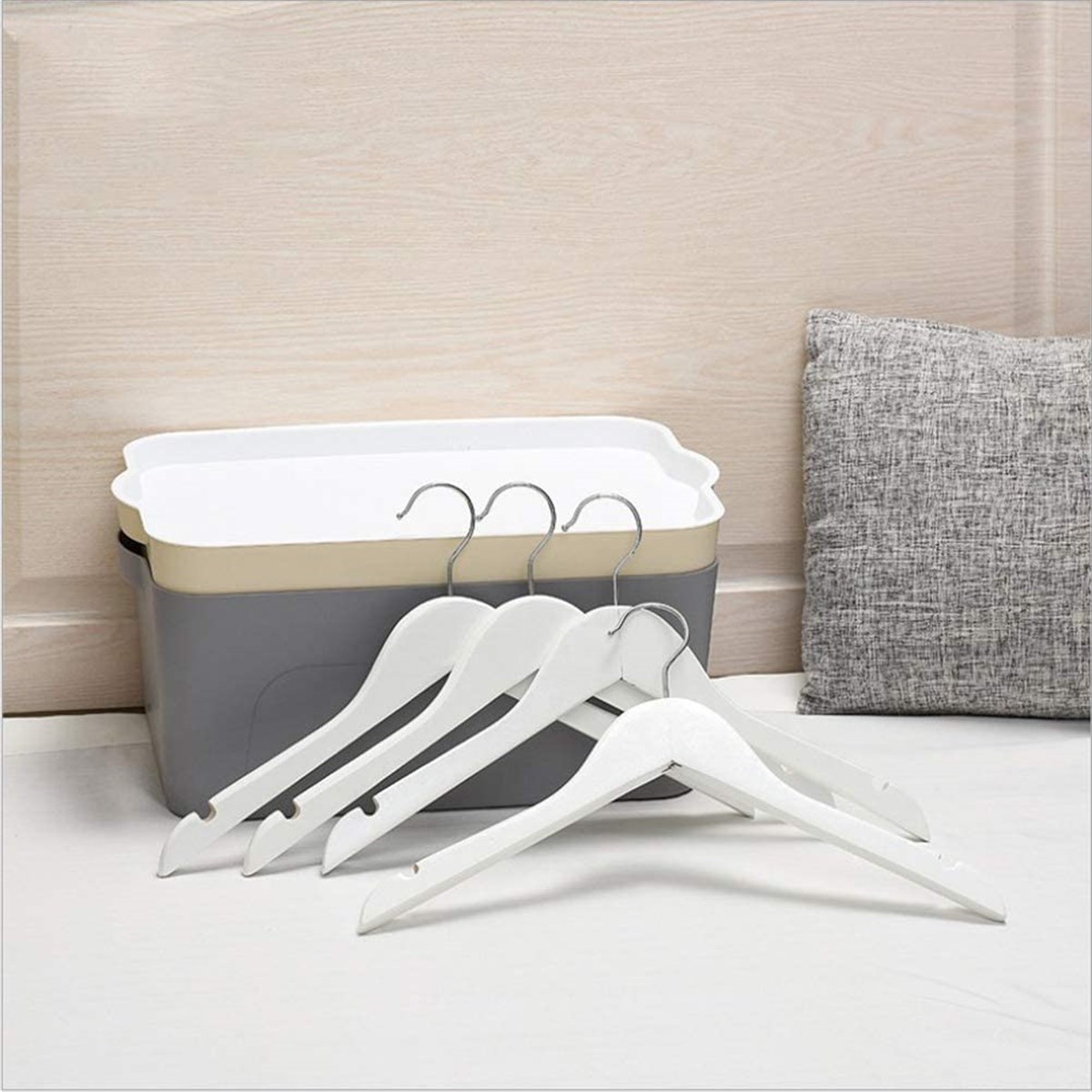 12 Adet Beyaz Ahşap Gömlek Askısı Ahşap Bluz Kaban Askısı Beyaz Boyalı 43 cm