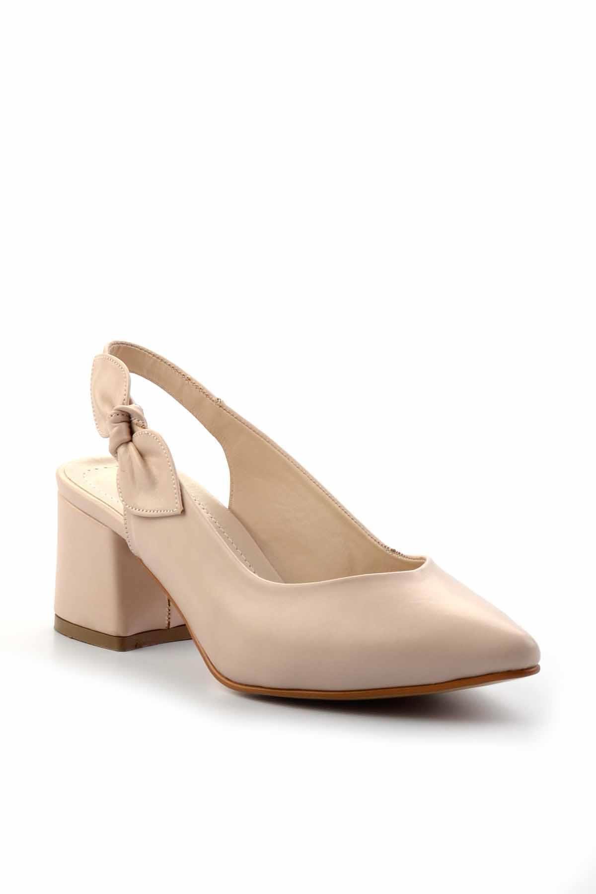 Bej  Kadın Klasik Topuklu Ayakkabı K01471060309