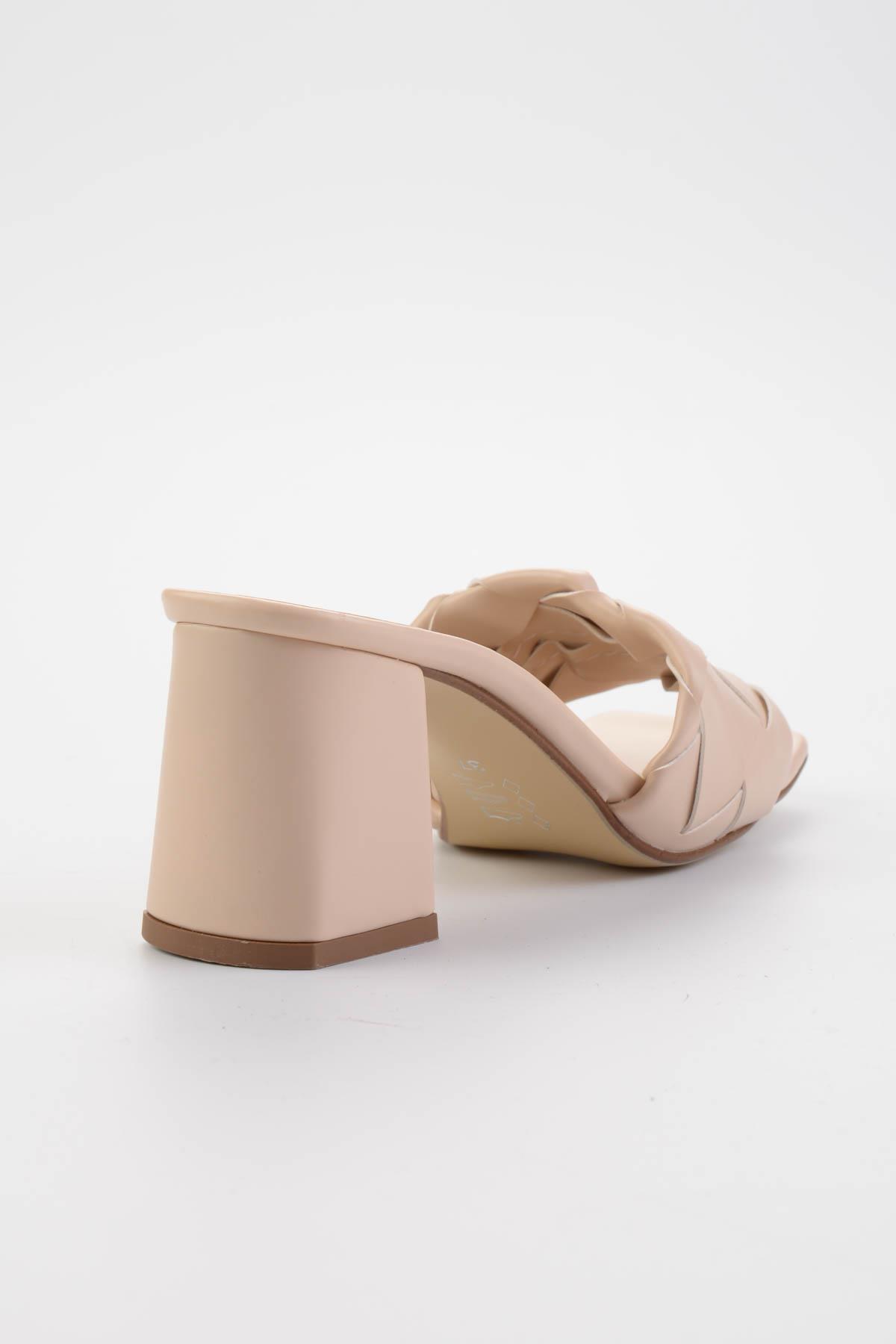 Bej  Kadın Terlik K04503001509