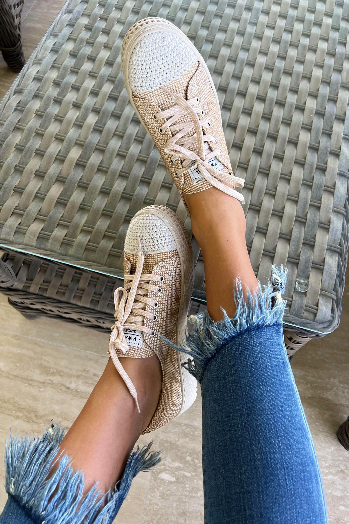 Bej Keten  Kadın Sneaker K01129012018