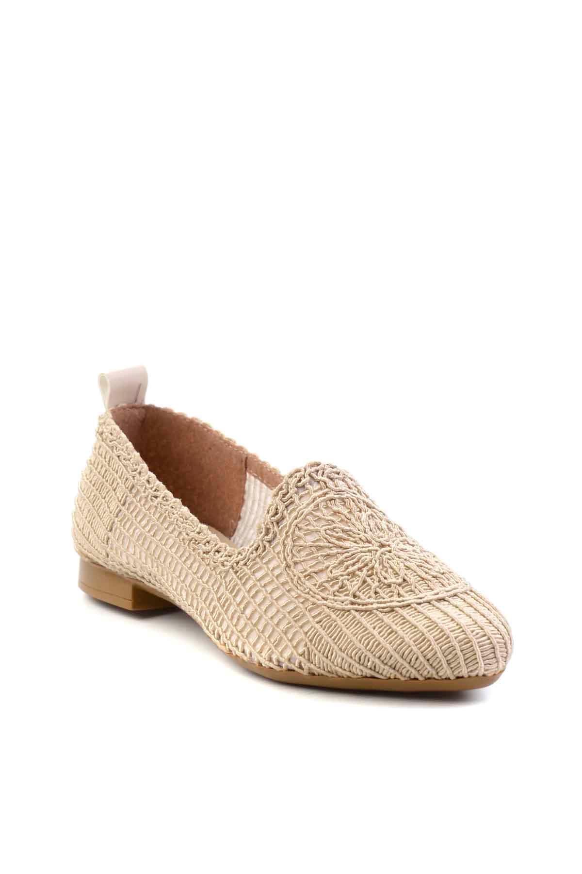Bej Örgü Kadın Babet