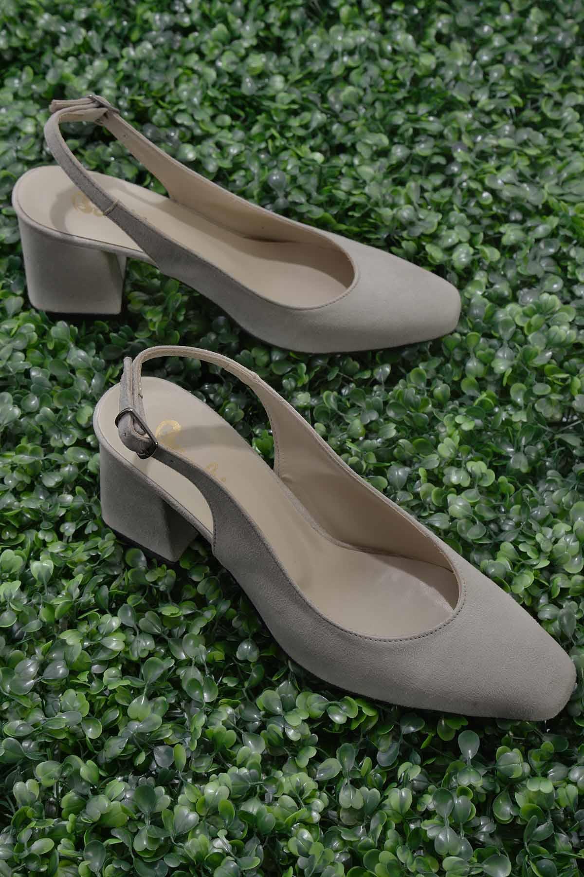 Bej Süet  Kadın Klasik Topuklu Ayakkabı K01842029465