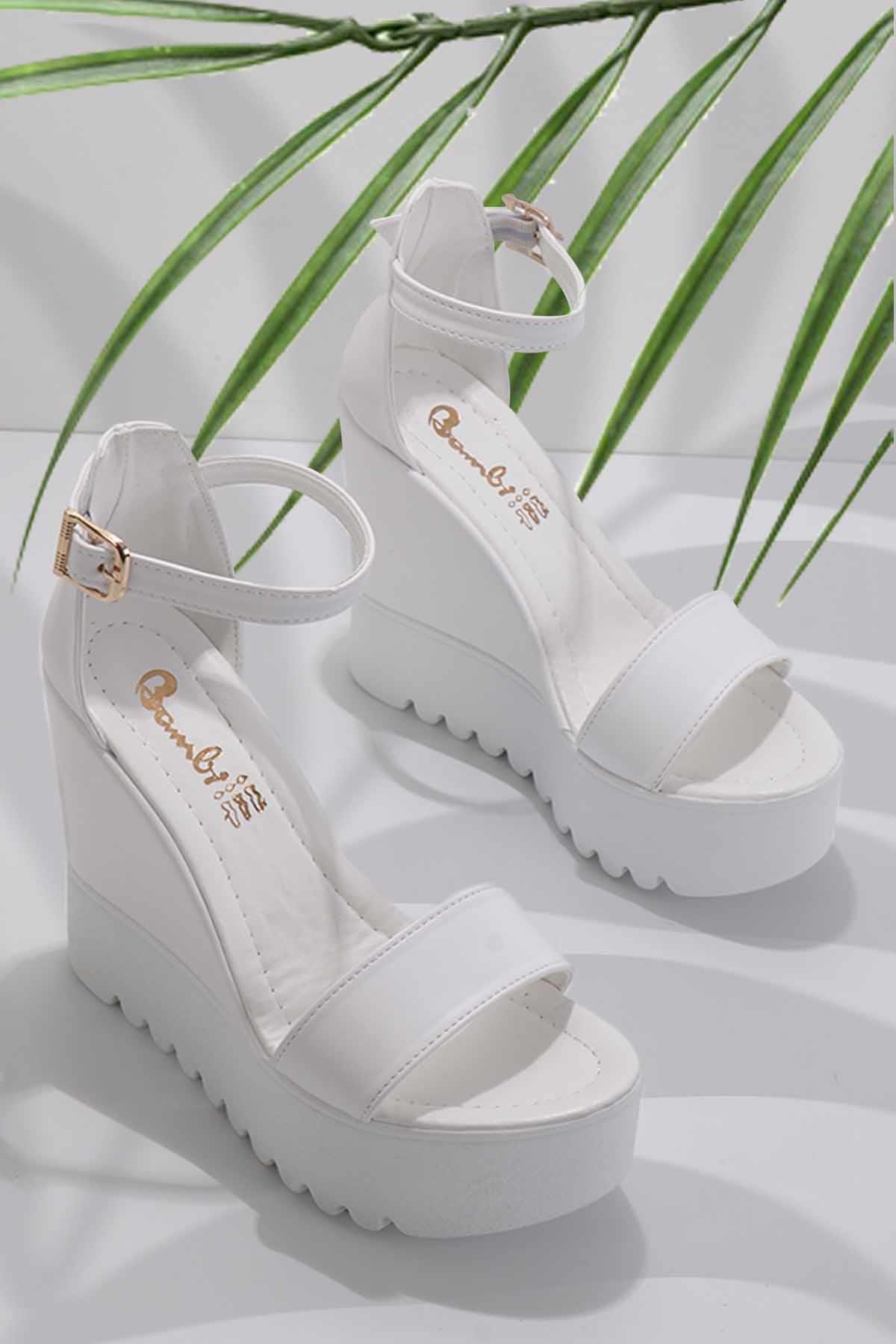 Beyaz  Kadın Dolgu Topuklu Ayakkabı K05897031009