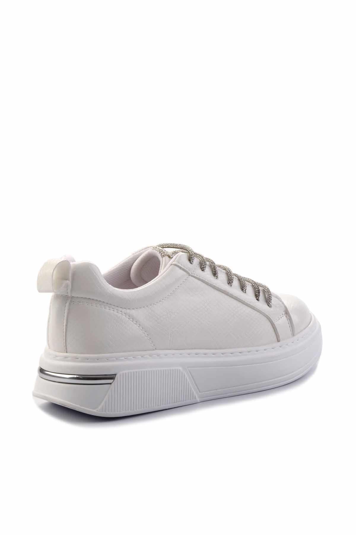Beyaz  Kadın Sneaker K01377023409
