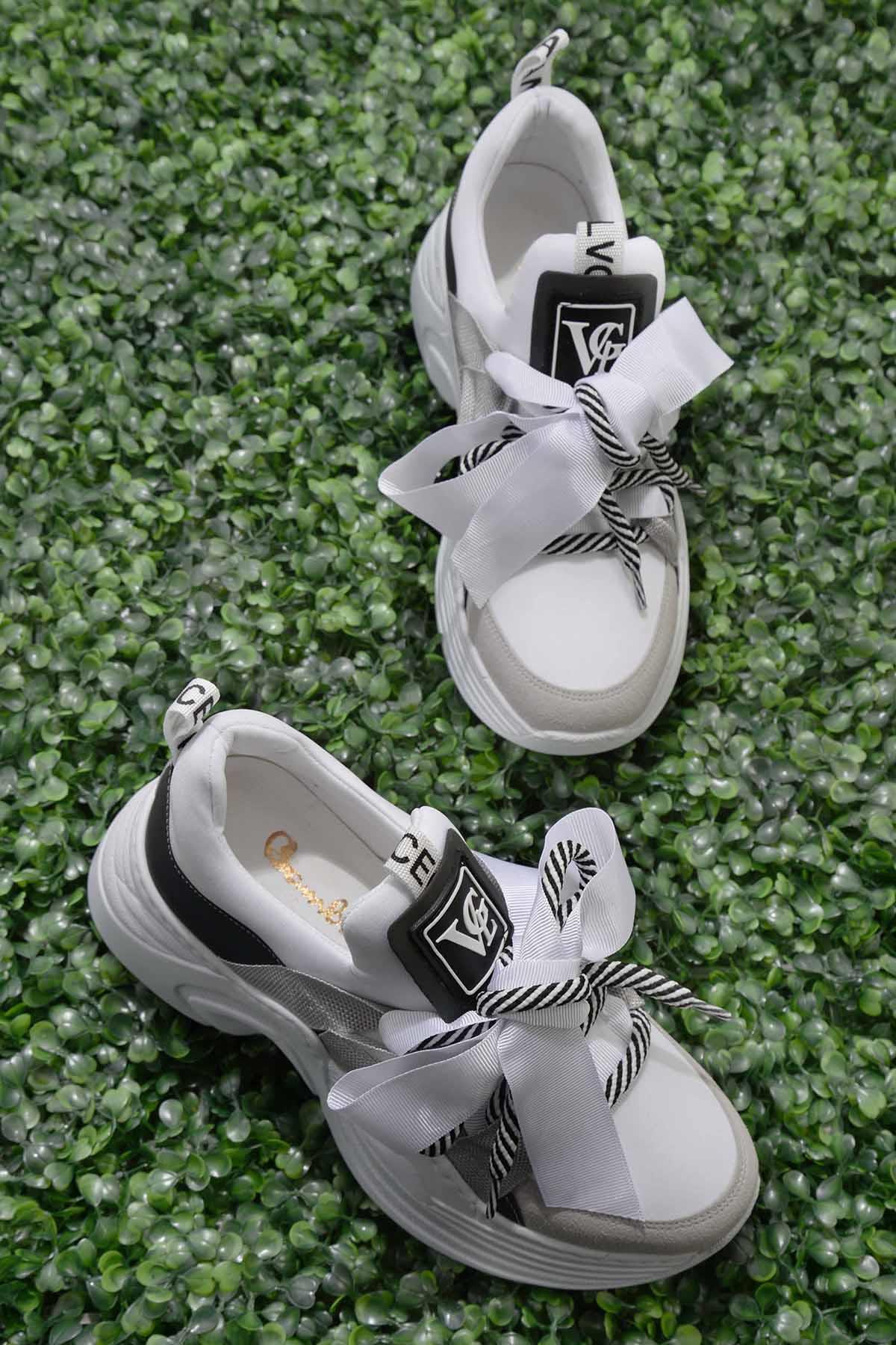 Beyaz  Kadın Sneaker K01545202817