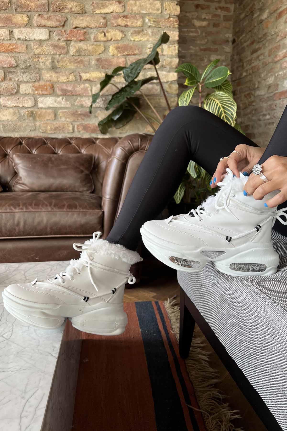 Beyaz  Kadın Sneaker K01687555509