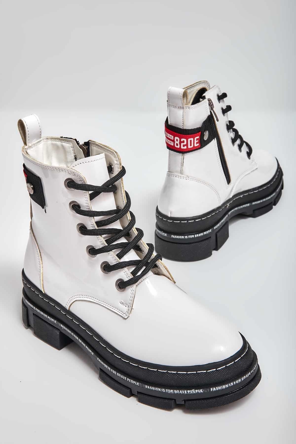 Beyaz Rugan  Kadın Bot & Bootie K02643163508