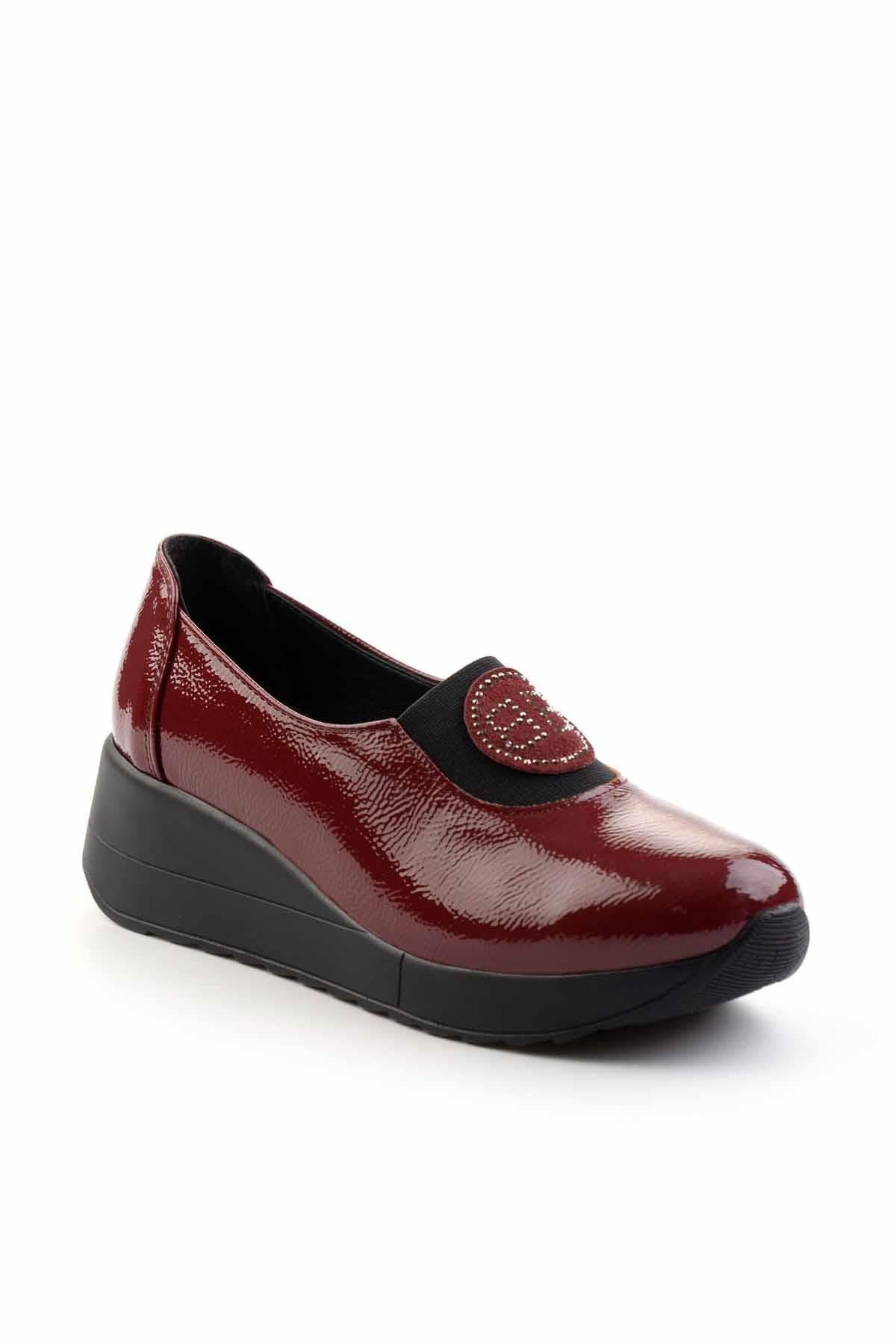 Bordo  Kadın Casual Ayakkabı K01586391108