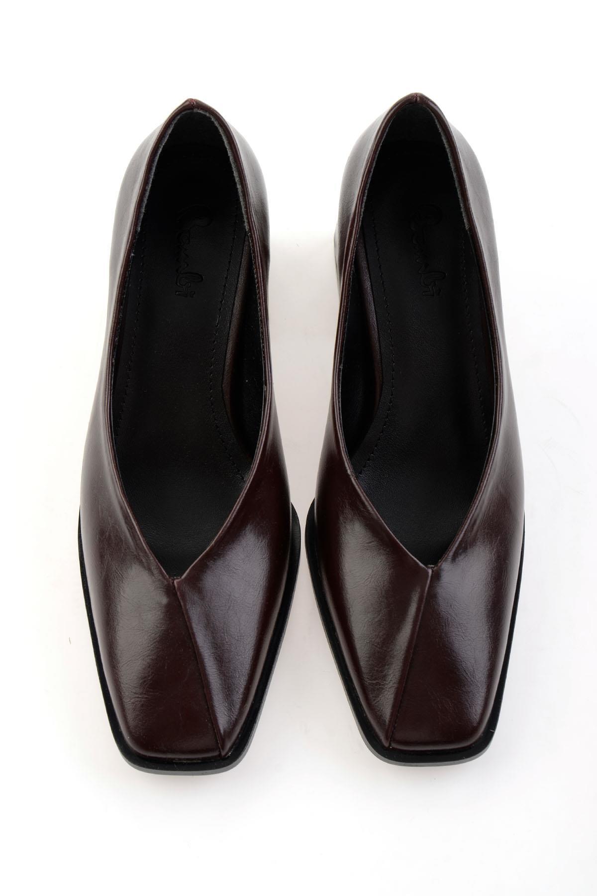 Bordo  Kadın Klasik Topuklu Ayakkabı K01565015742