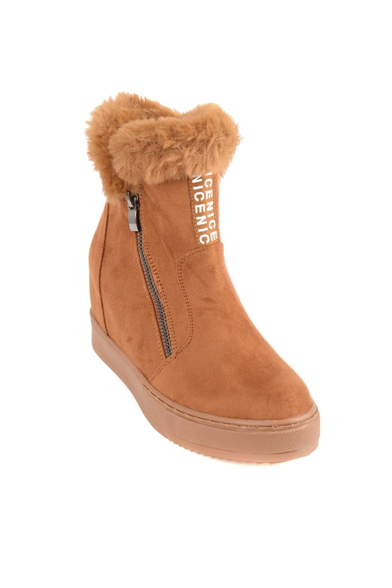 CAMEL BOT E0204015972