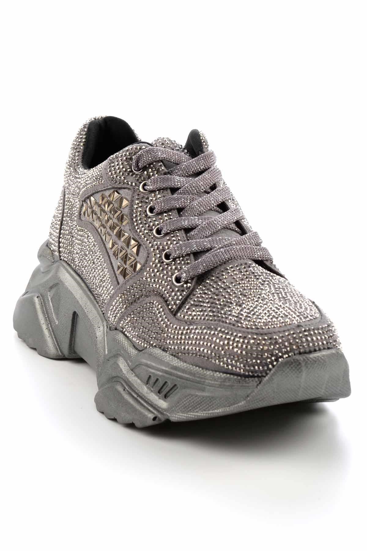 Gri Taşlı  Kadın Sneaker K01868302802