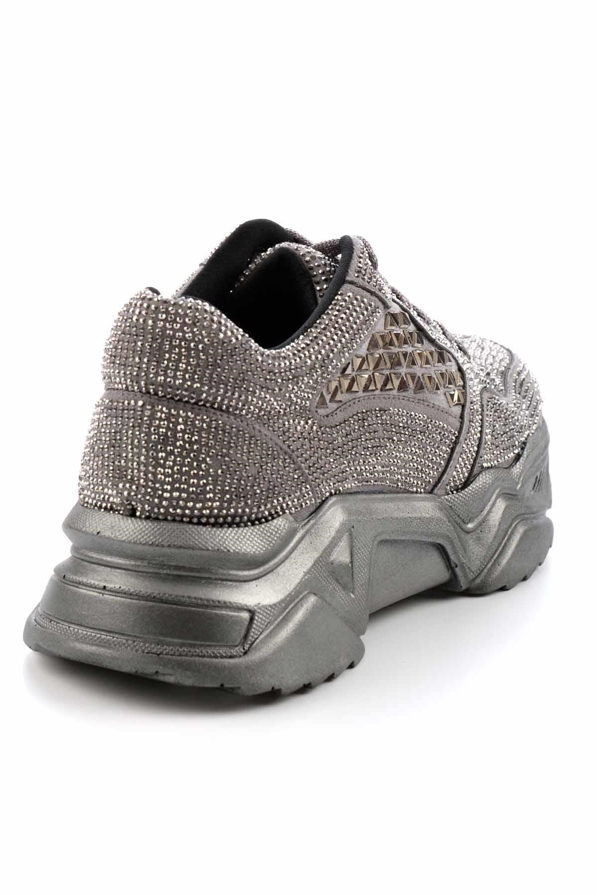Gri Taşlı  Kadın Sneaker K01868302802