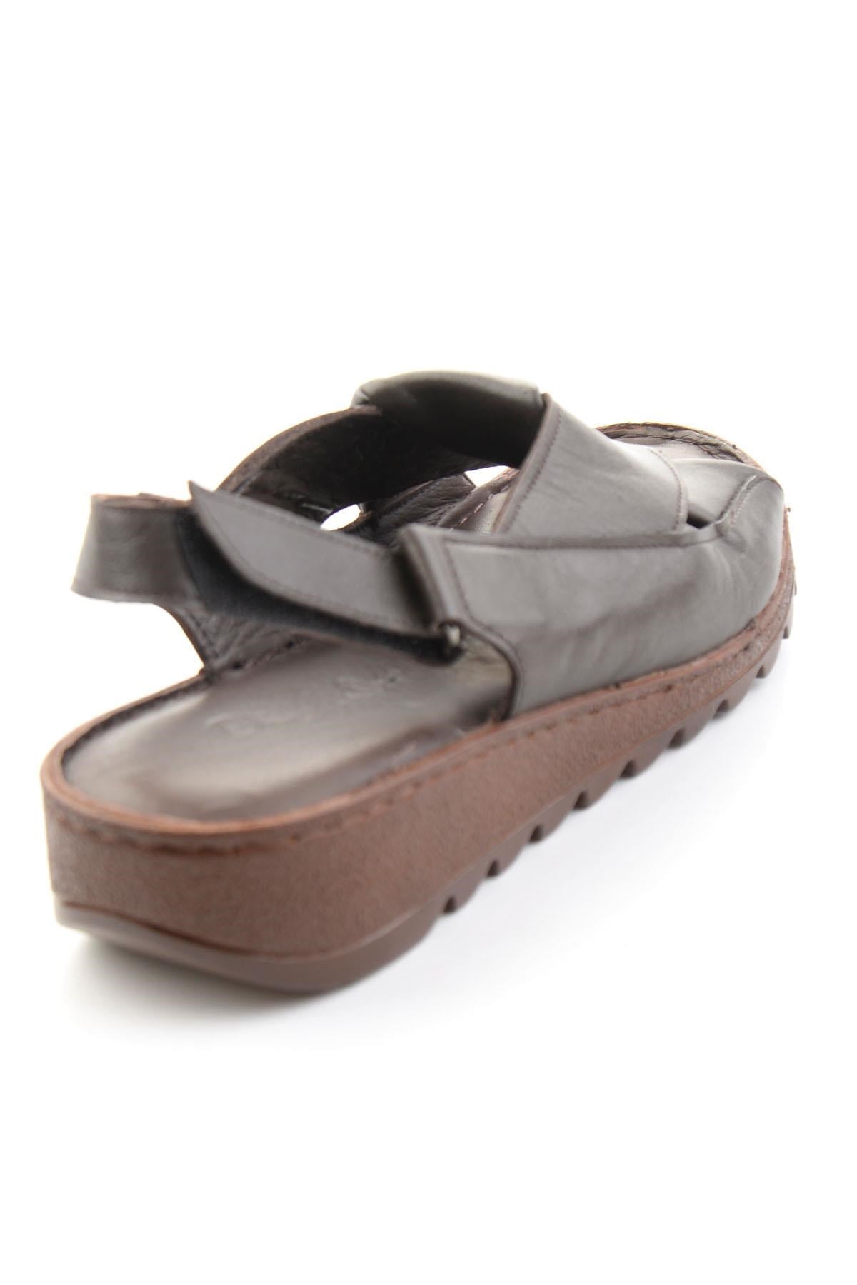 Kahve Hakiki Deri Kadın Sandalet K05531810003