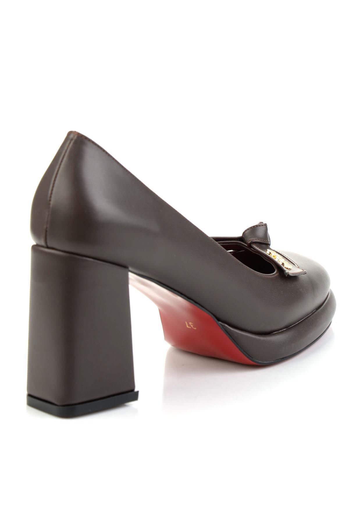 Kahve  Kadın Klasik Topuklu Ayakkabı K01231456009