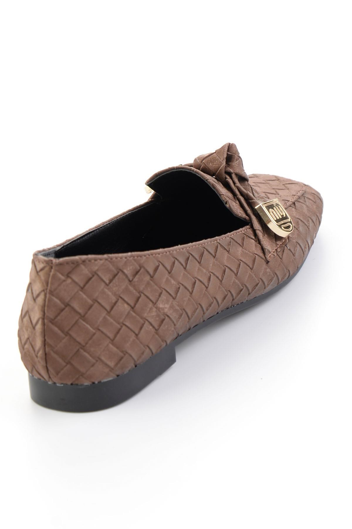 Kahve  Kadın Loafer Ayakkabı K01641022471