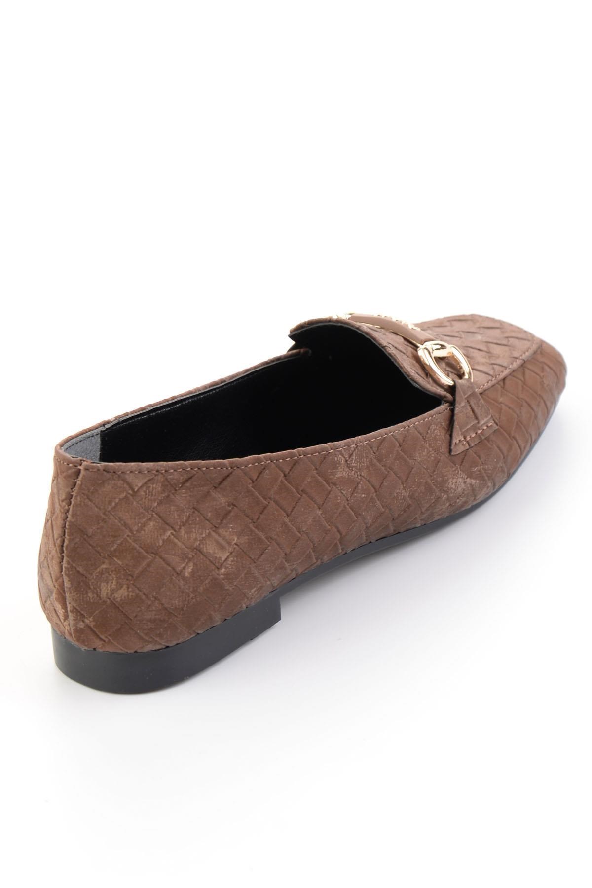 Kahve  Kadın Loafer Ayakkabı K01641023071