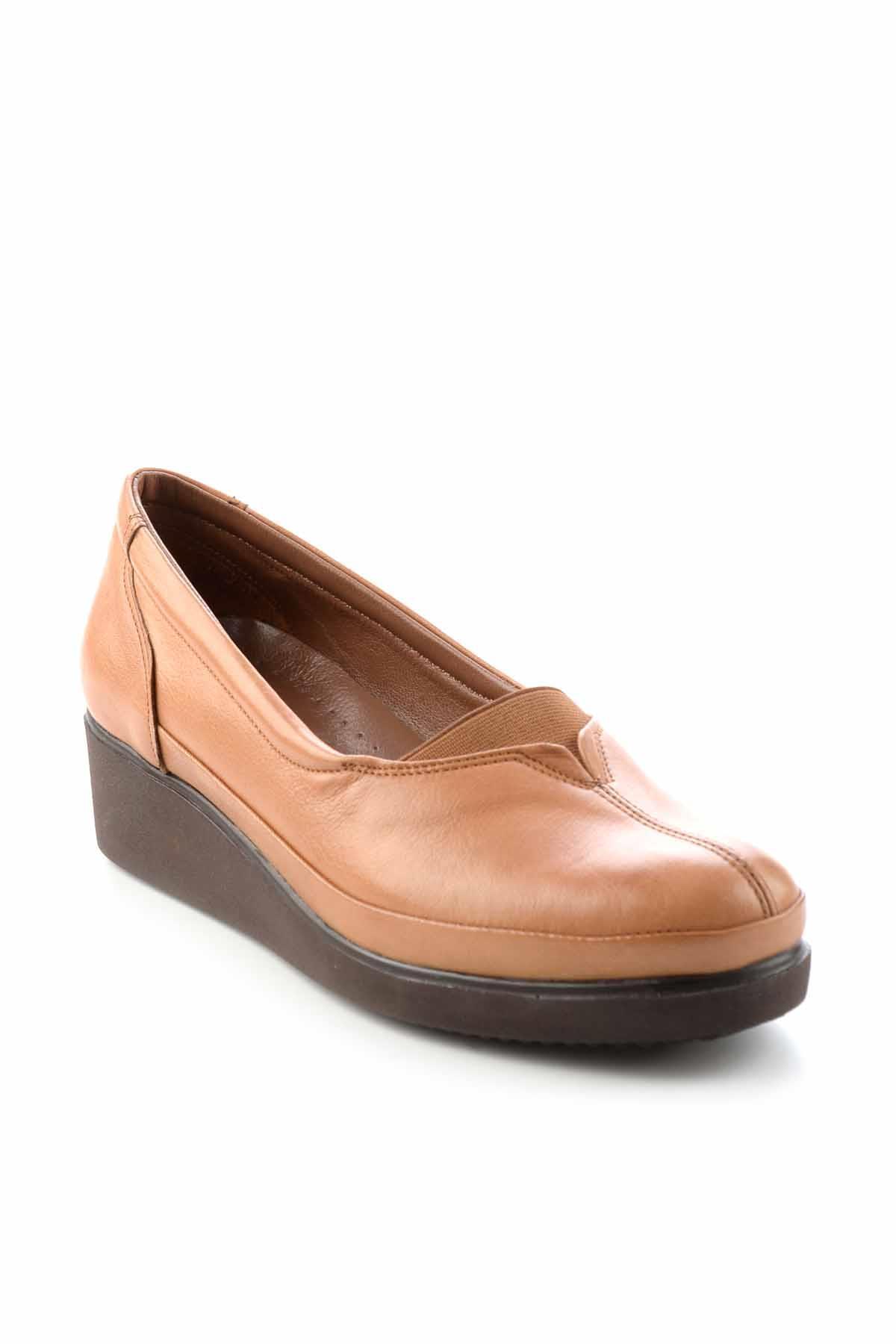 Kahve Taba Hakiki Deri Kadın Casual Ayakkabı K01586060103