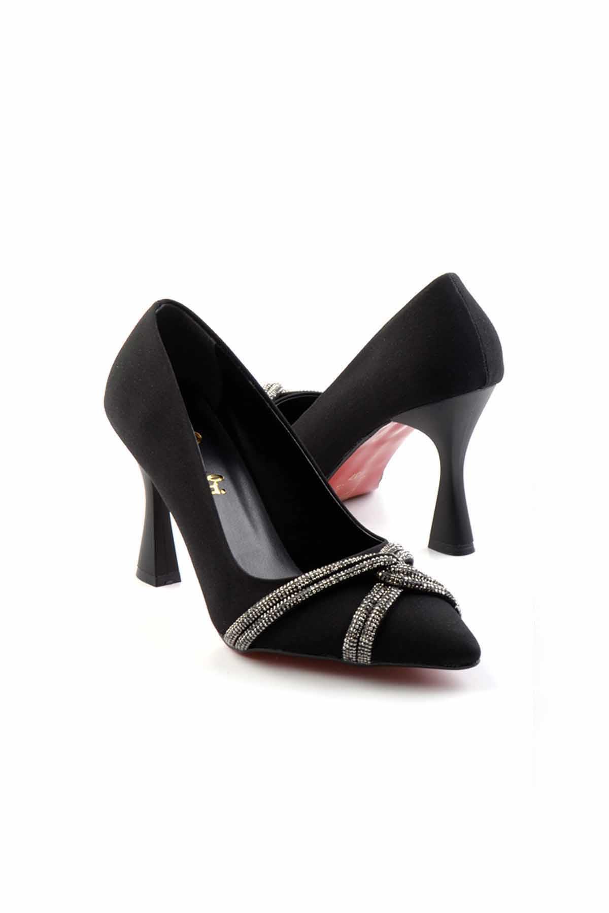 Mat Siyah  Kadın Klasik Topuklu Ayakkabı K01038005038