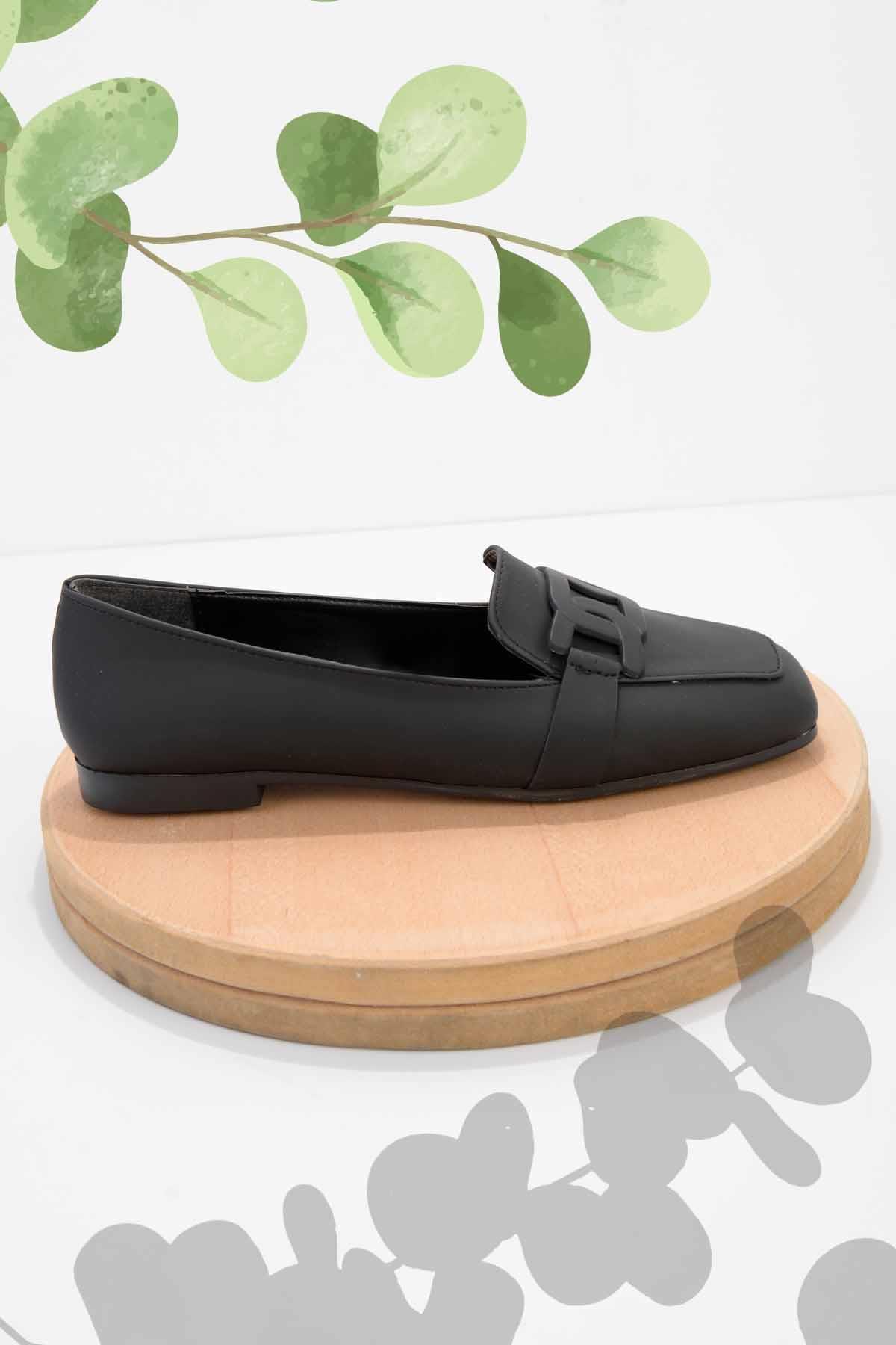 Mat Siyah  Kadın Loafer Ayakkabı K01641165709