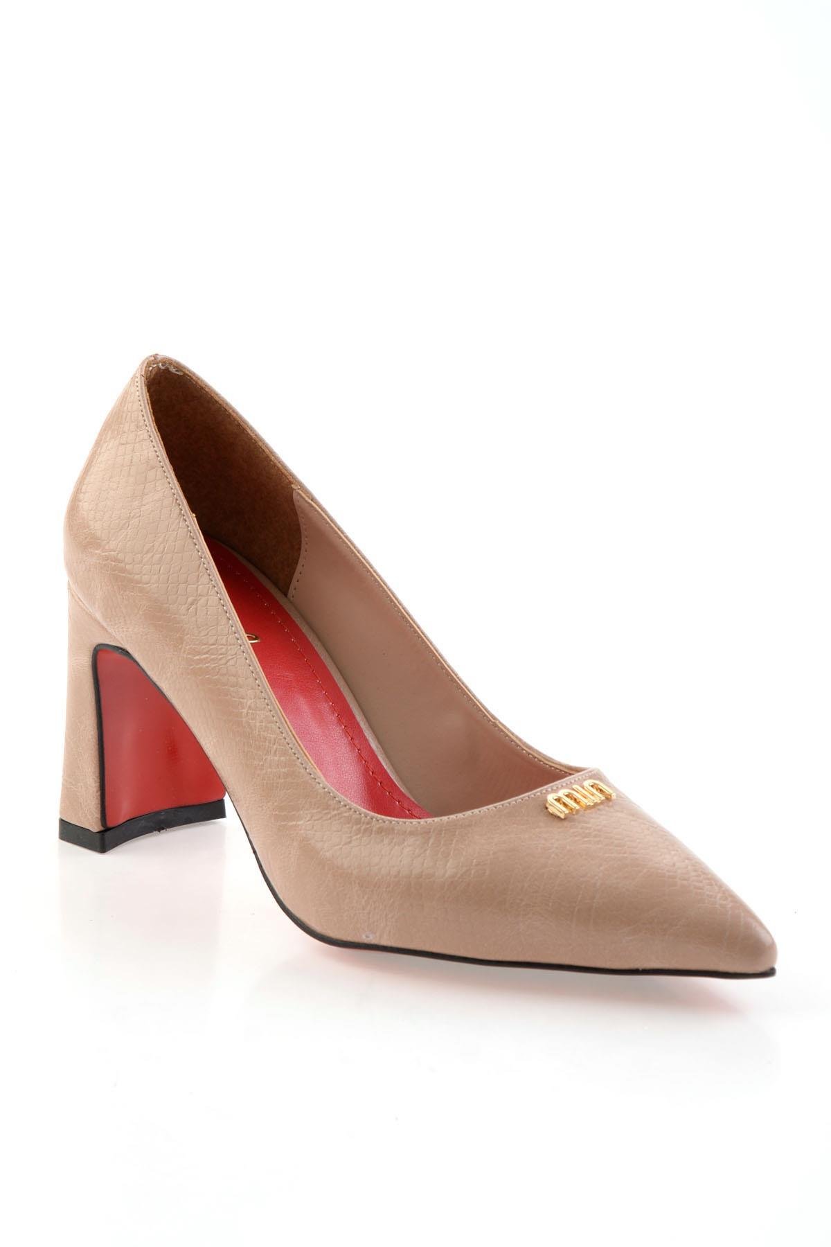 Nude  Kadın Klasik Topuklu Ayakkabı K01231461807
