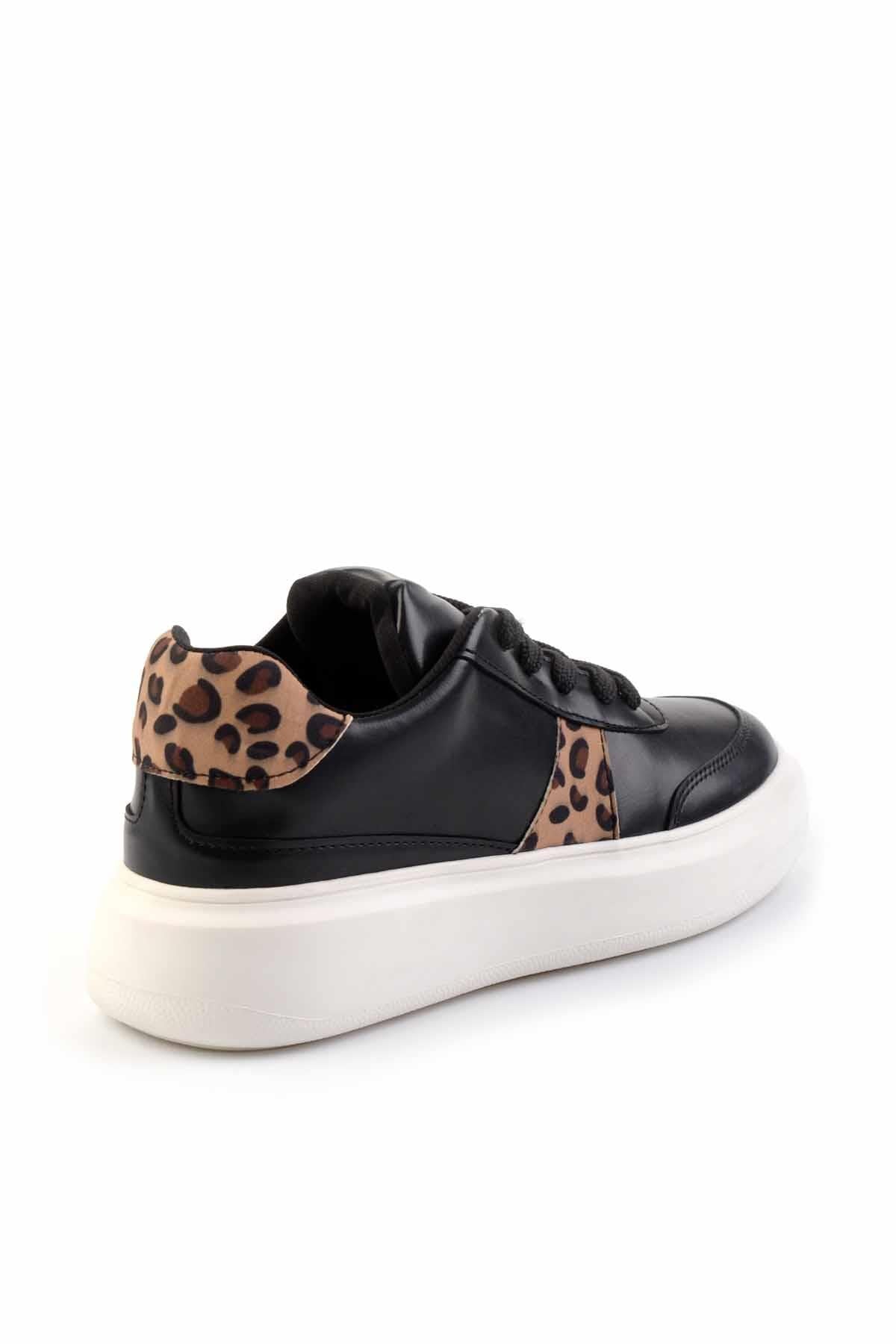 Siyah Beyaz  Kadın Sneaker K01212120209
