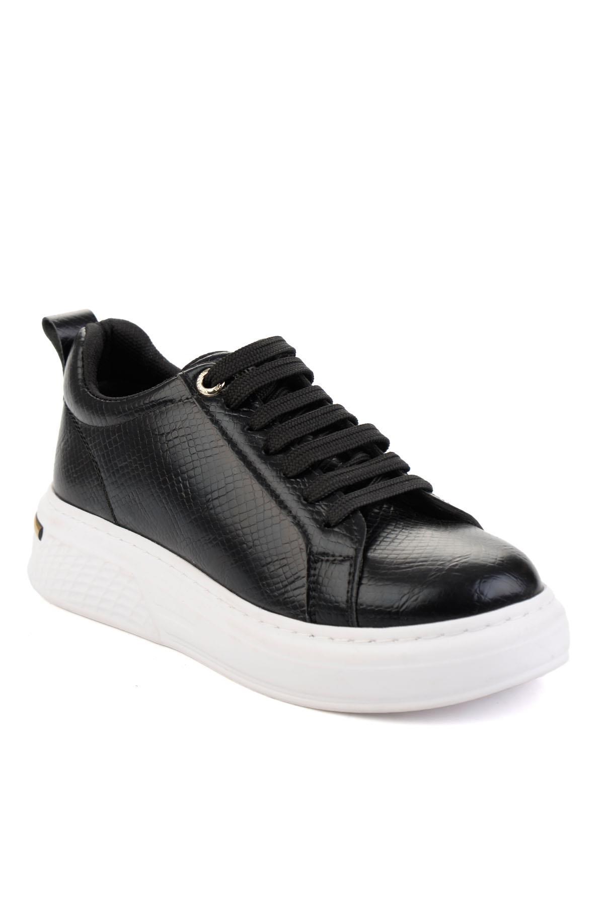 Siyah Beyaz  Kadın Sneaker K01377024107