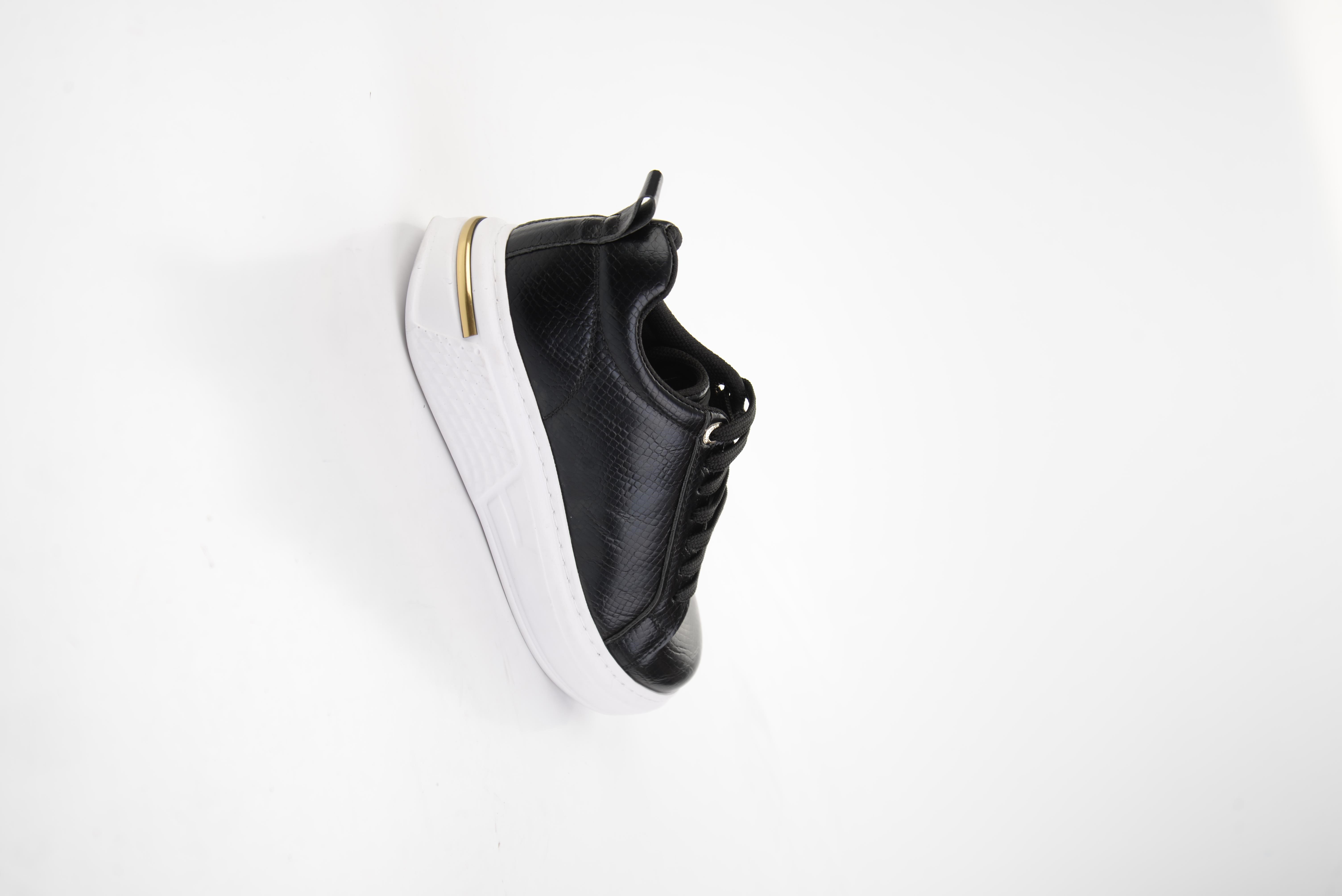 Siyah Beyaz  Kadın Sneaker K01377024107