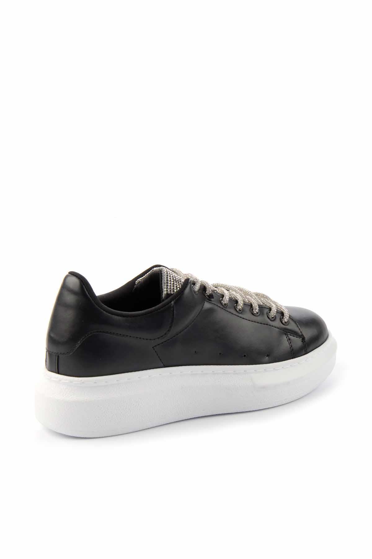 Siyah Beyaz  Kadın Sneaker K01666130709