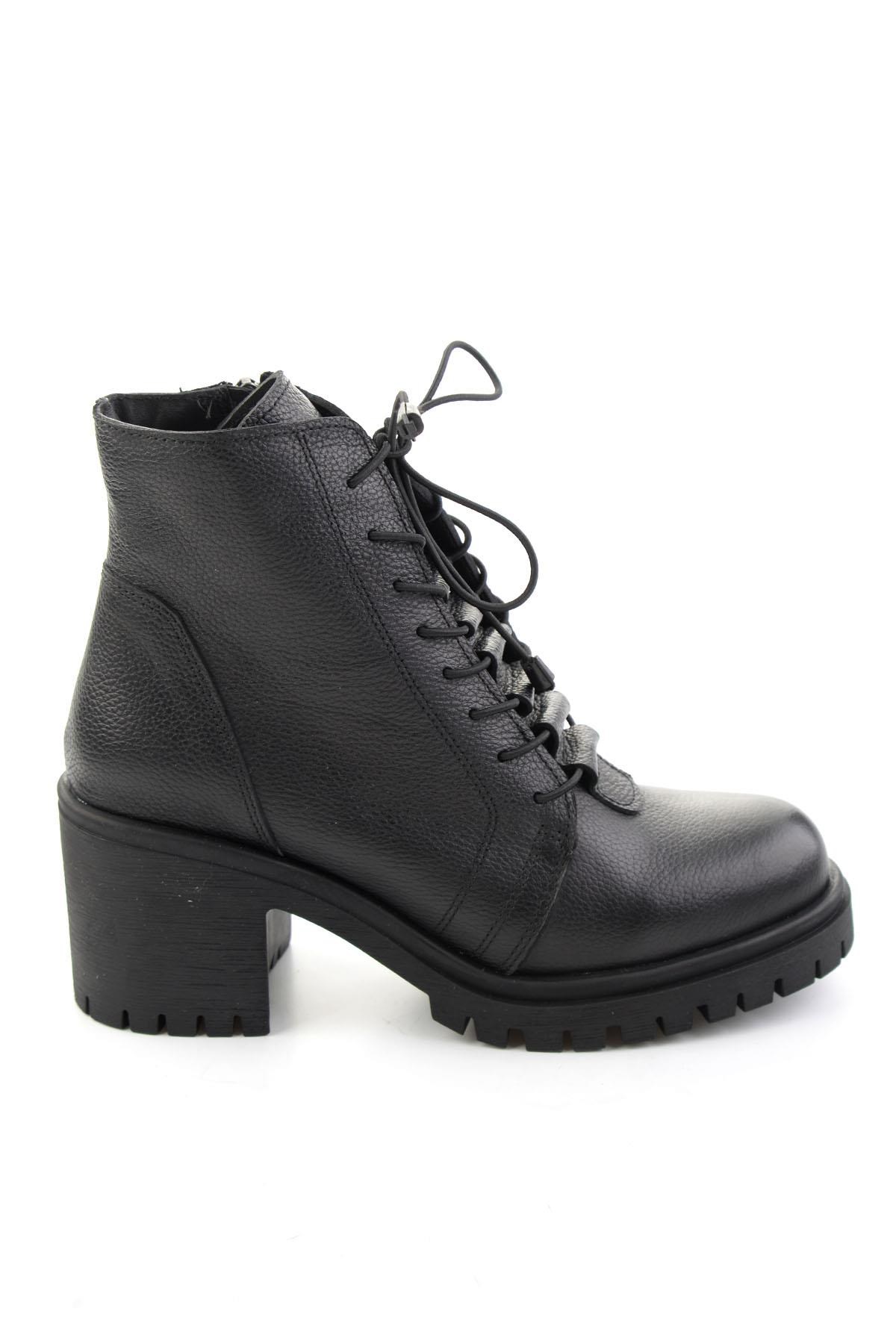 Siyah Hakiki Deri Kadın Bot & Bootie K02040230303