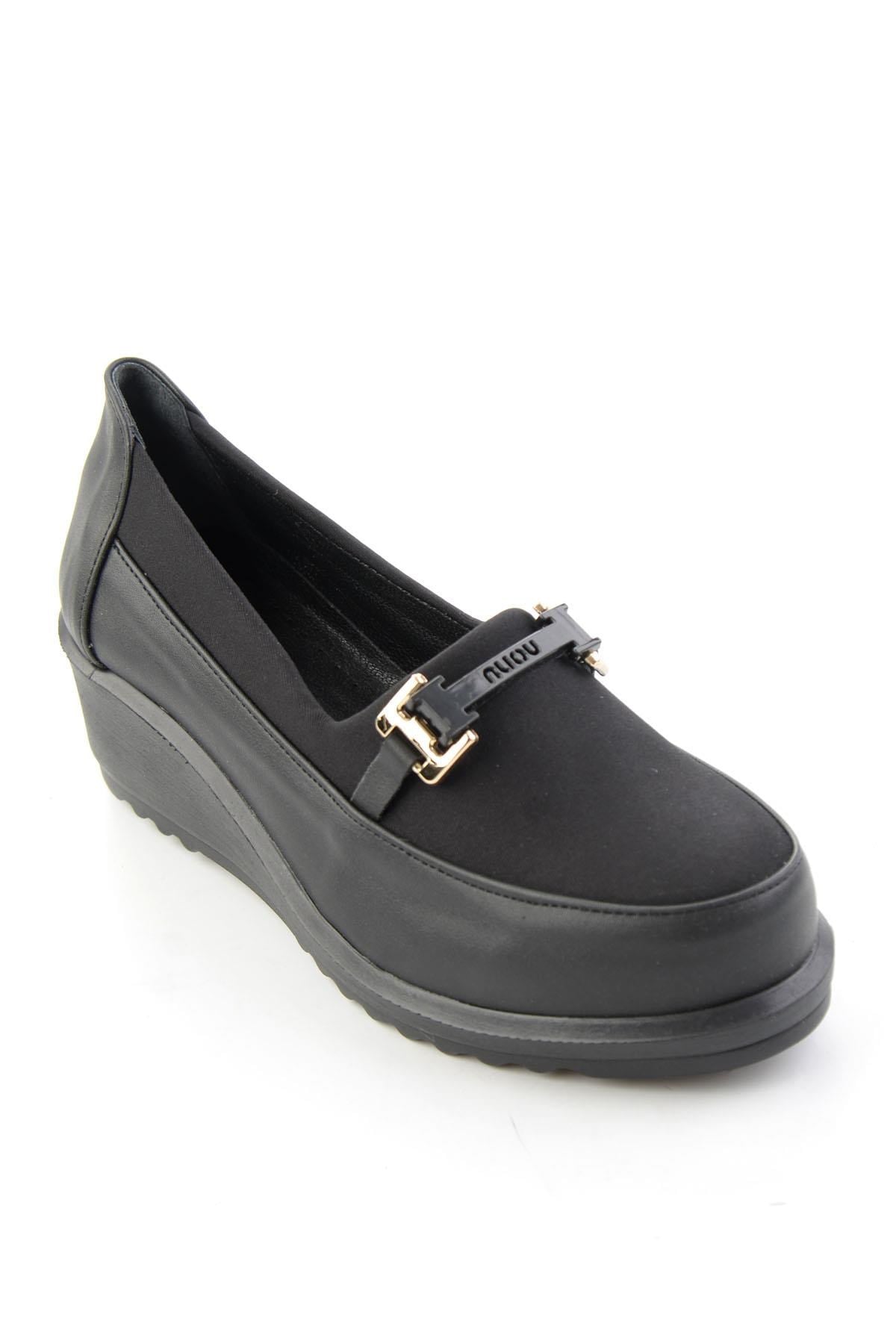 Siyah Hakiki Deri Kadın Loafer Ayakkabı K01586061103