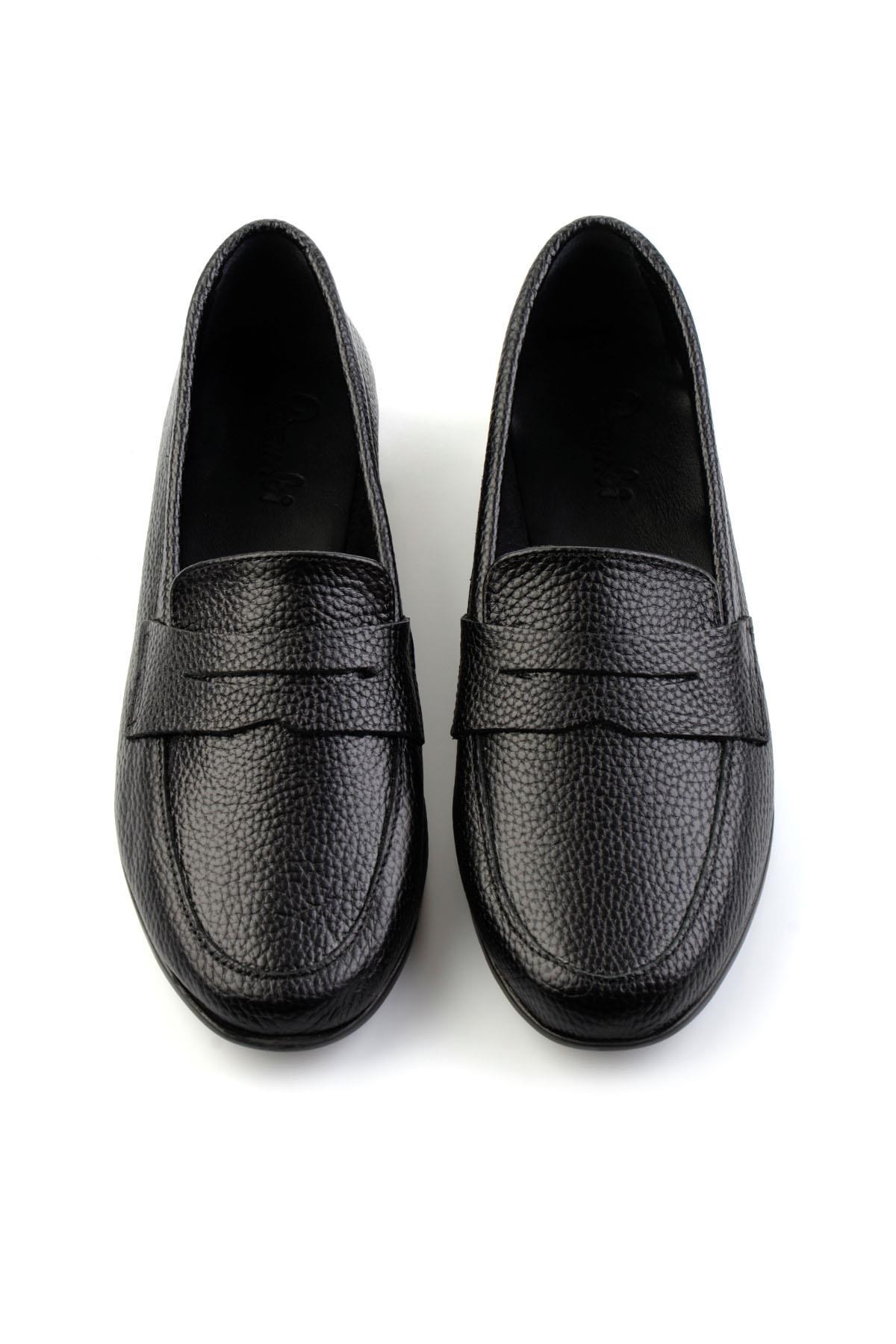 Siyah Hakiki Deri Kadın Loafer Ayakkabı K01718110303