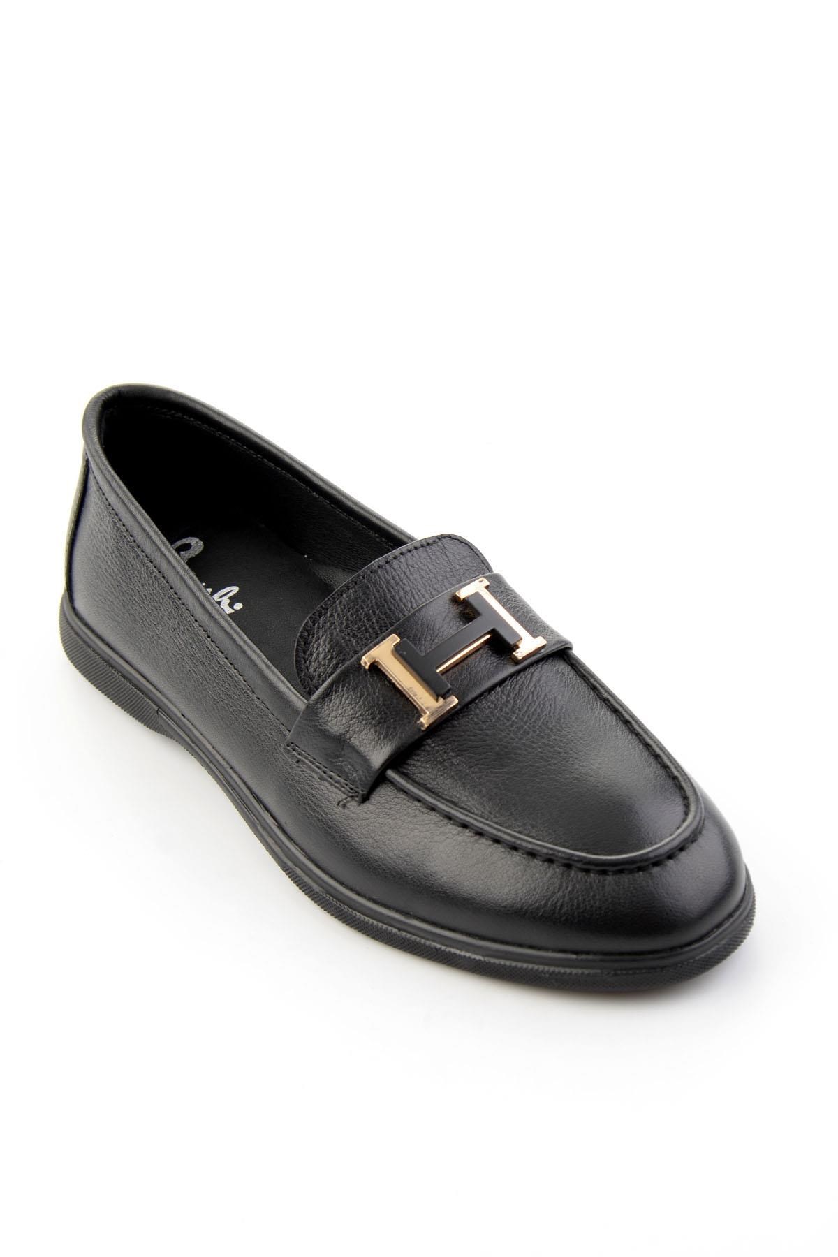 Siyah Hakiki Deri Kadın Loafer Ayakkabı K01821097203