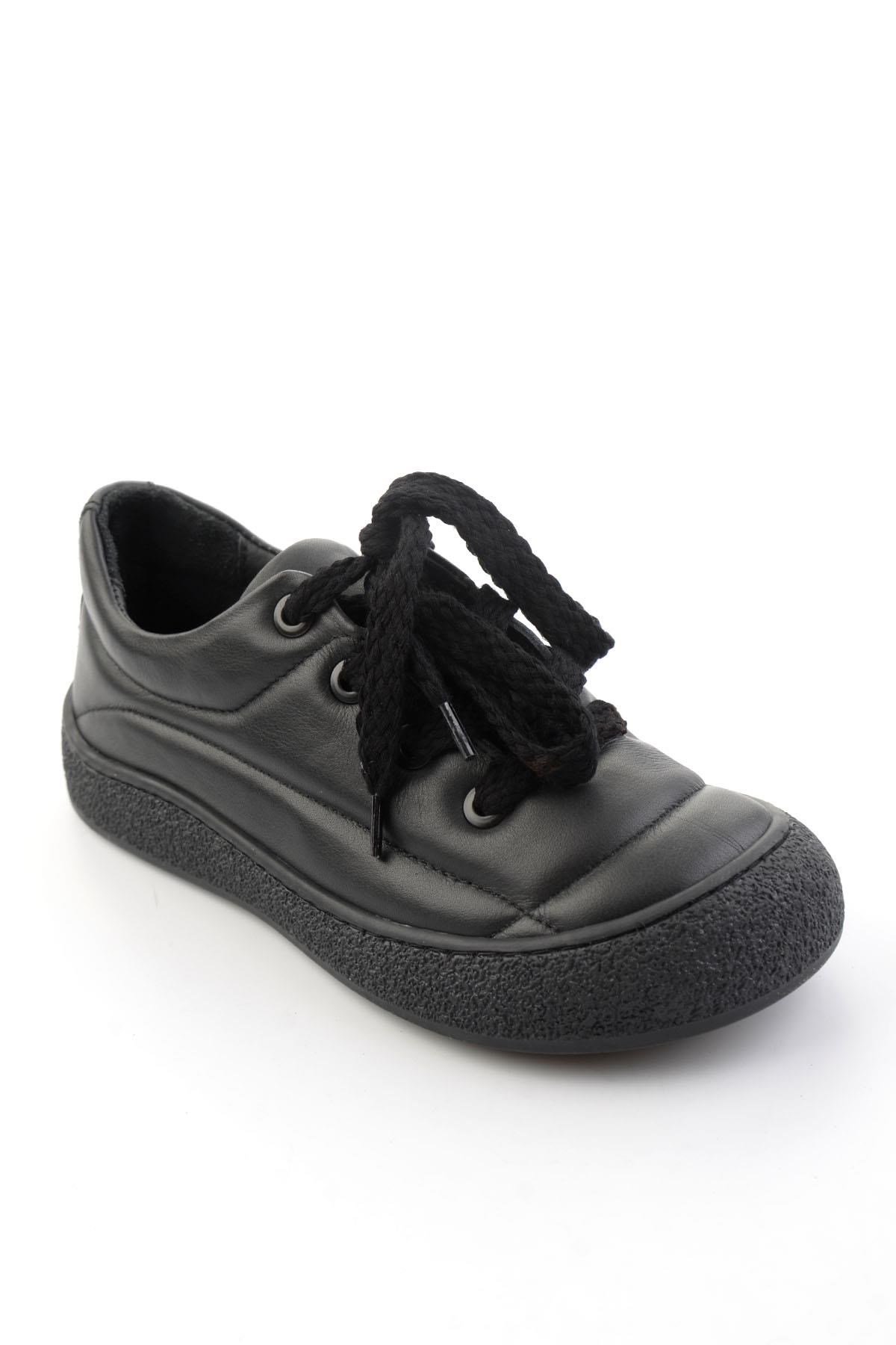 Siyah Hakiki Deri Kadın Sneaker K01331780903