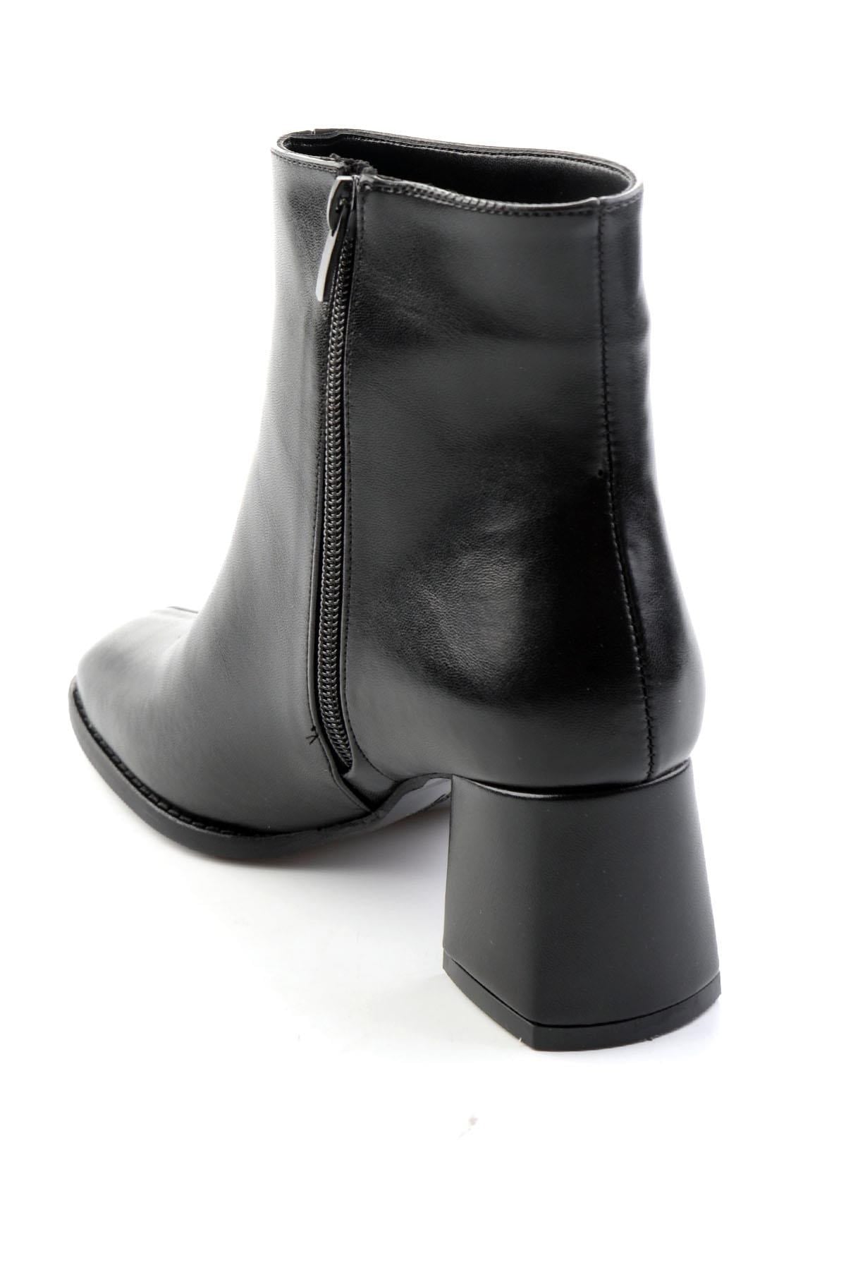 Siyah  Kadın Bot & Bootie K02233003009