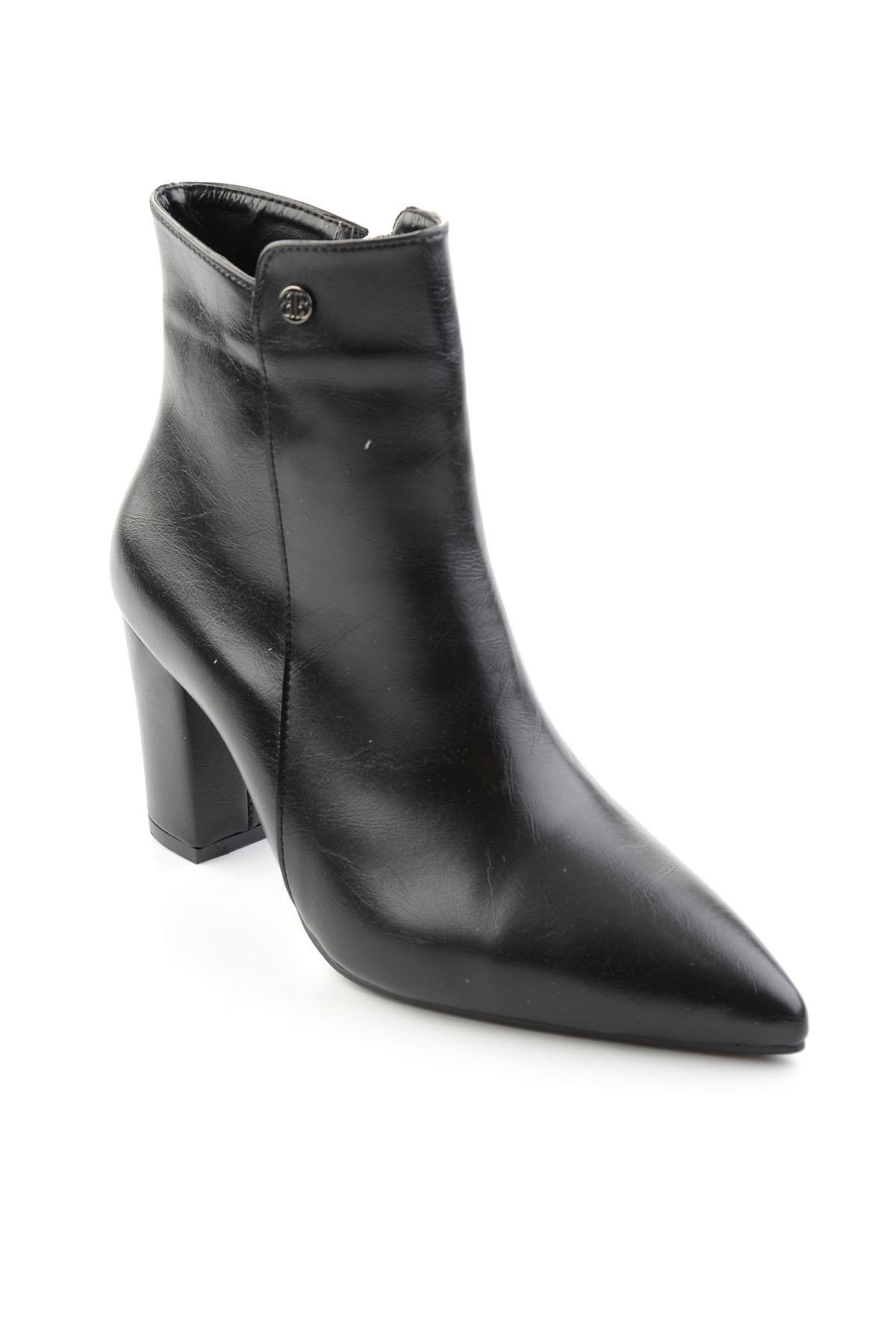 Siyah  Kadın Bot & Bootie K02823051909