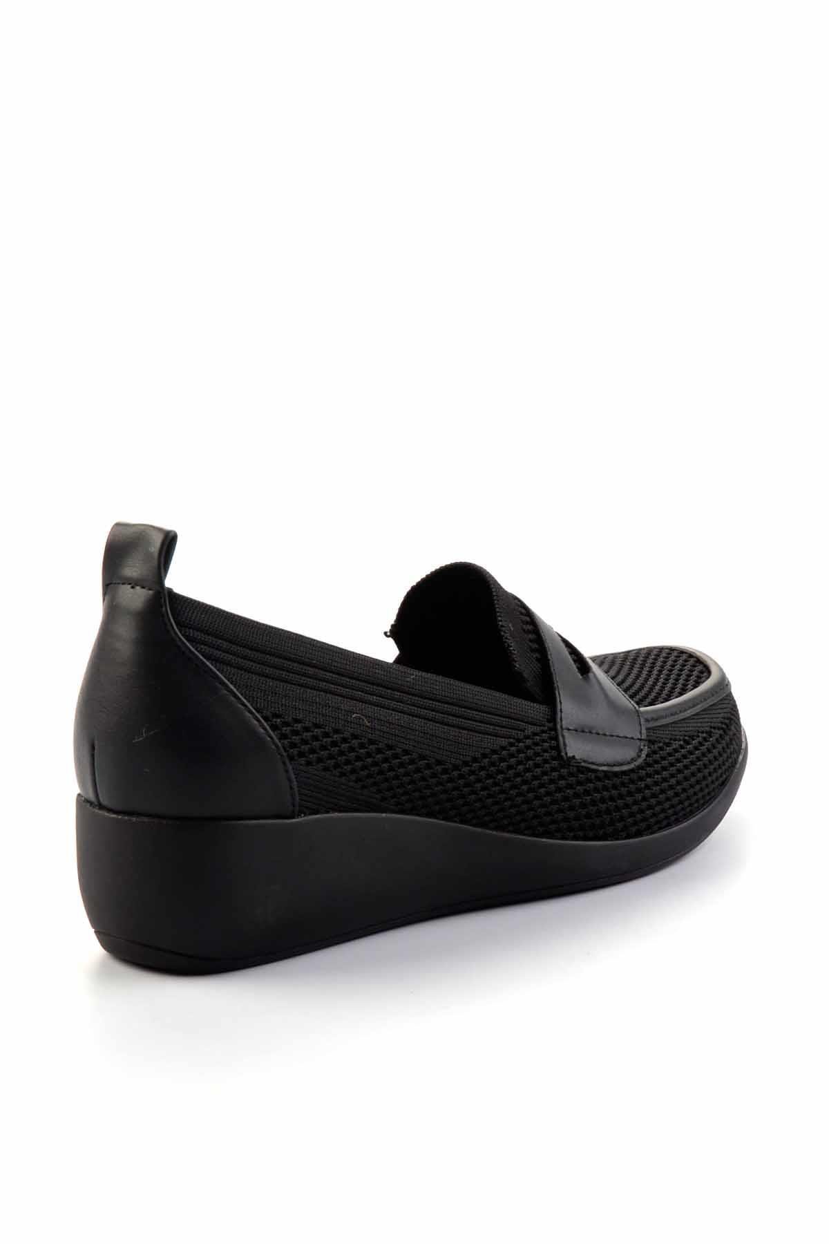 Siyah  Kadın Casual Ayakkabı K01474010282