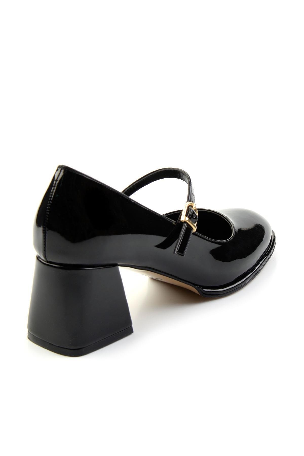 Siyah  Kadın Klasik Topuklu Ayakkabı K01231481608