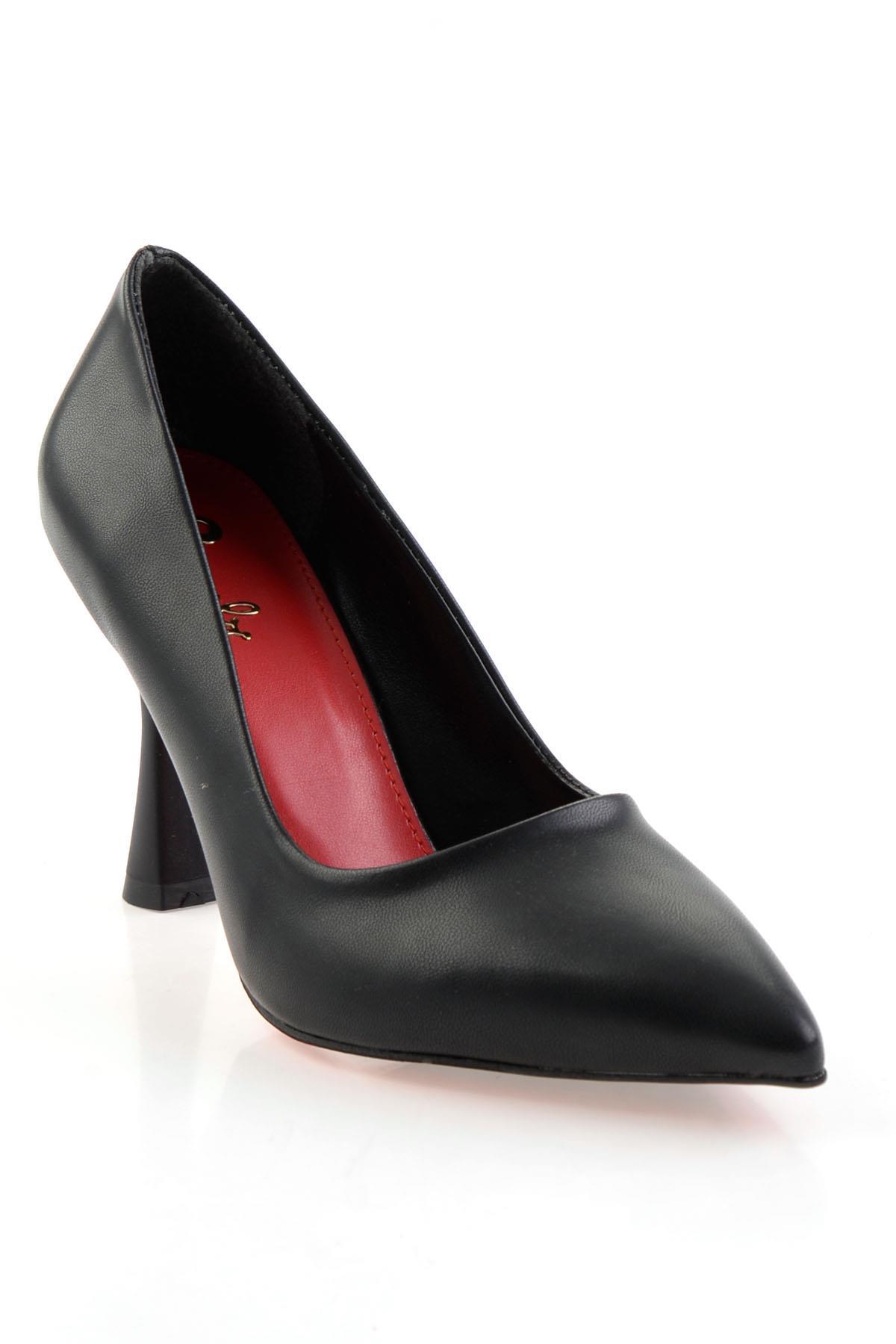 Siyah  Kadın Klasik Topuklu Ayakkabı K01231451509