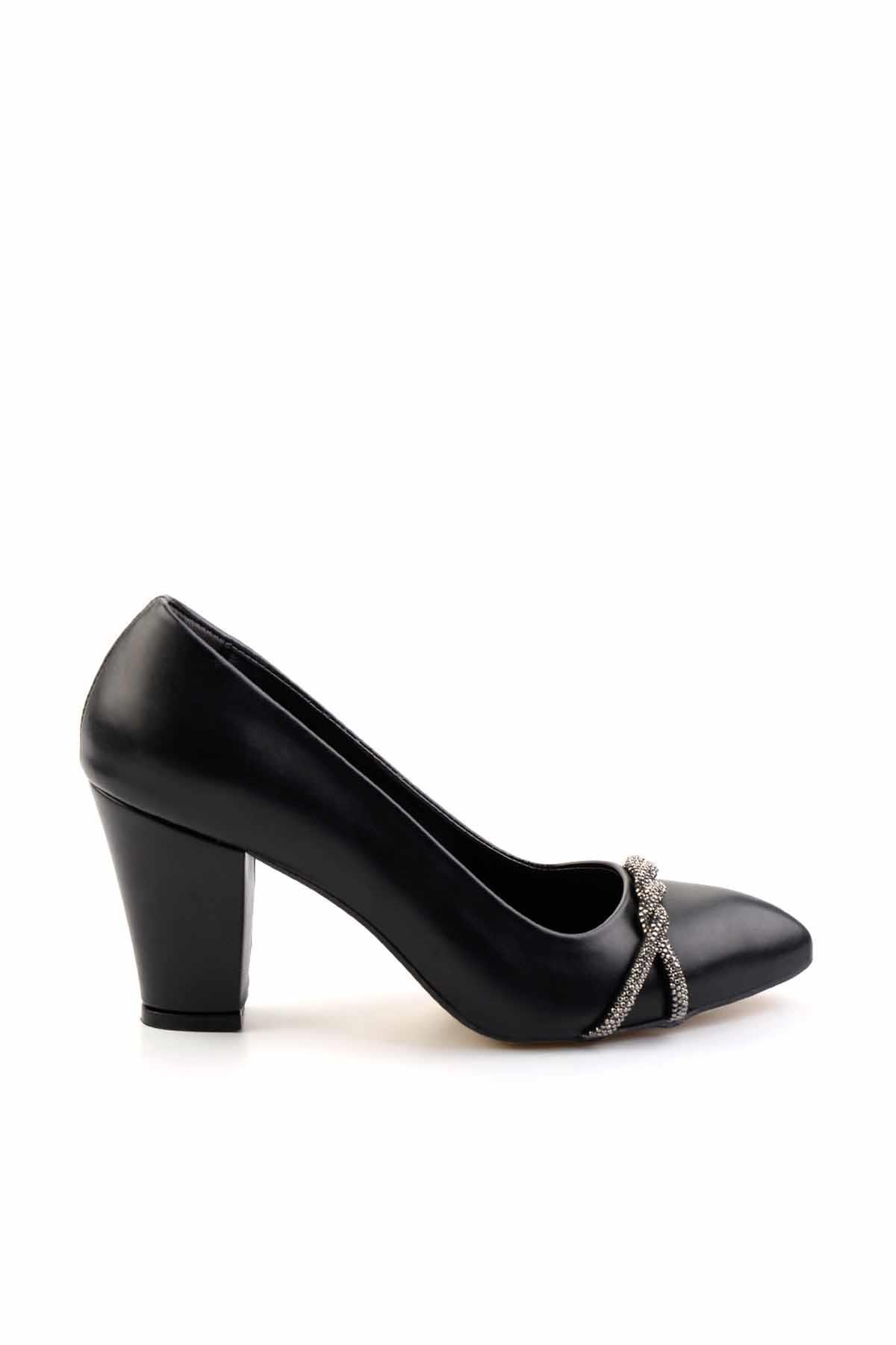 Siyah  Kadın Klasik Topuklu Ayakkabı K01994102009