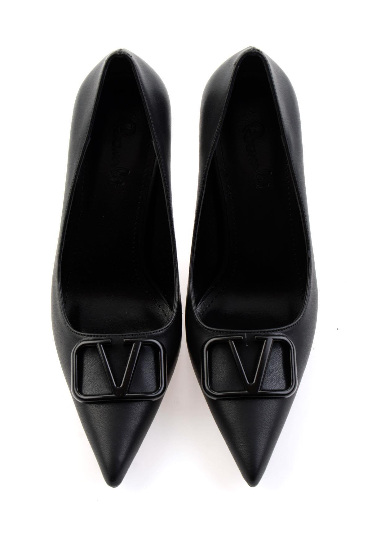 Siyah  Kadın Klasik Topuklu Ayakkabı K01565015909