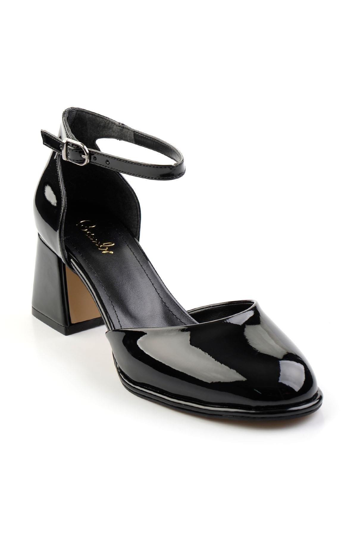 Siyah  Kadın Klasik Topuklu Ayakkabı K01231444308